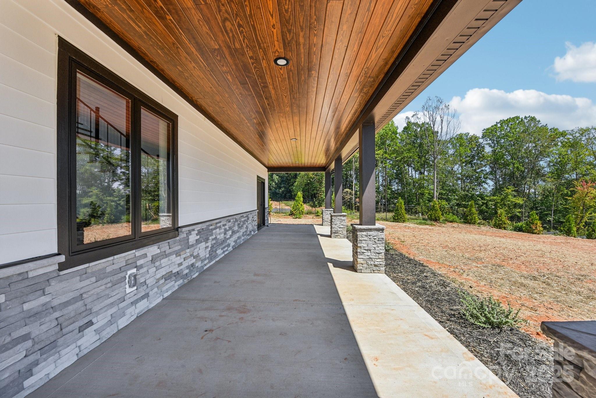 109 Winners Circle — Mooresville