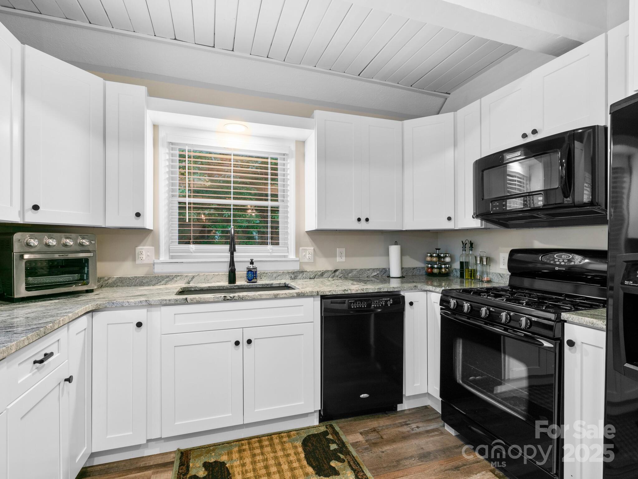 139 Kammerer Drive — Waynesville