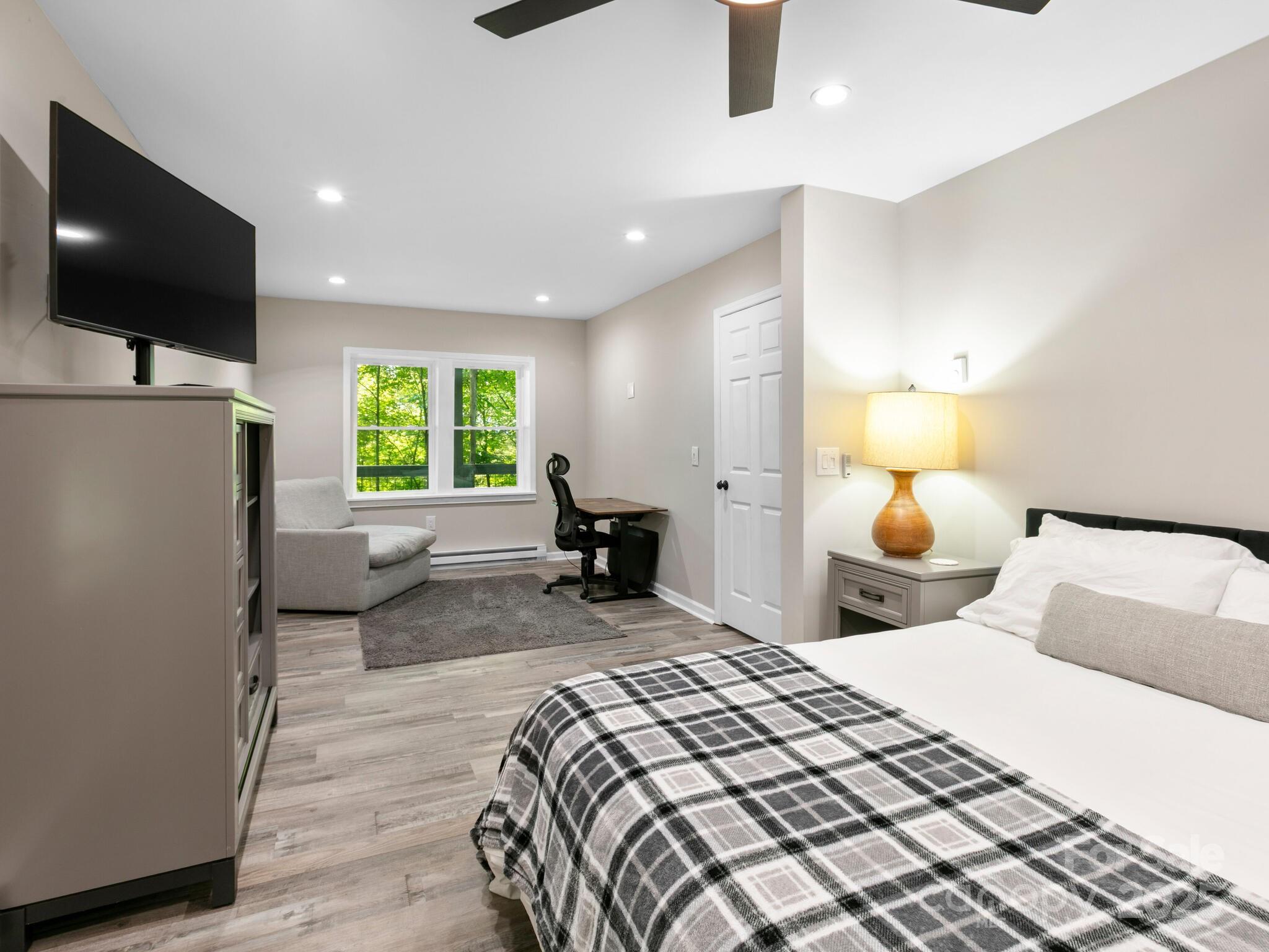 139 Kammerer Drive — Waynesville