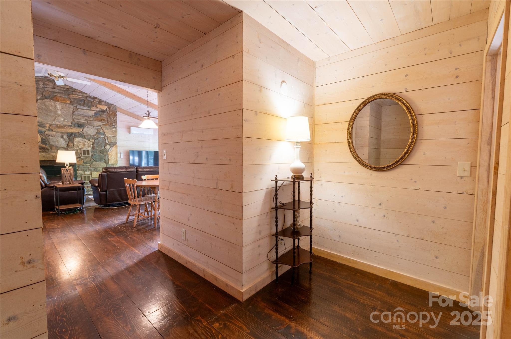 479 Big Ridge Road — Burnsville