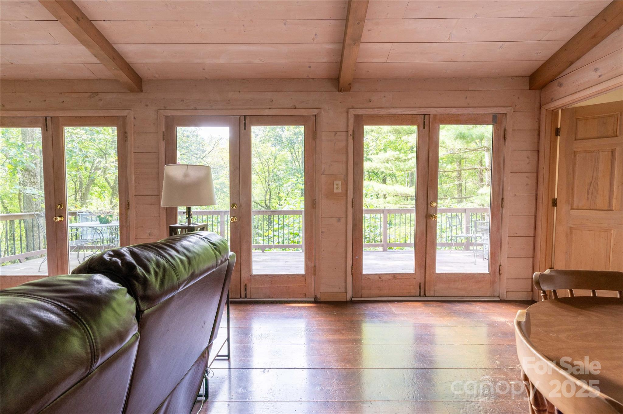 479 Big Ridge Road — Burnsville