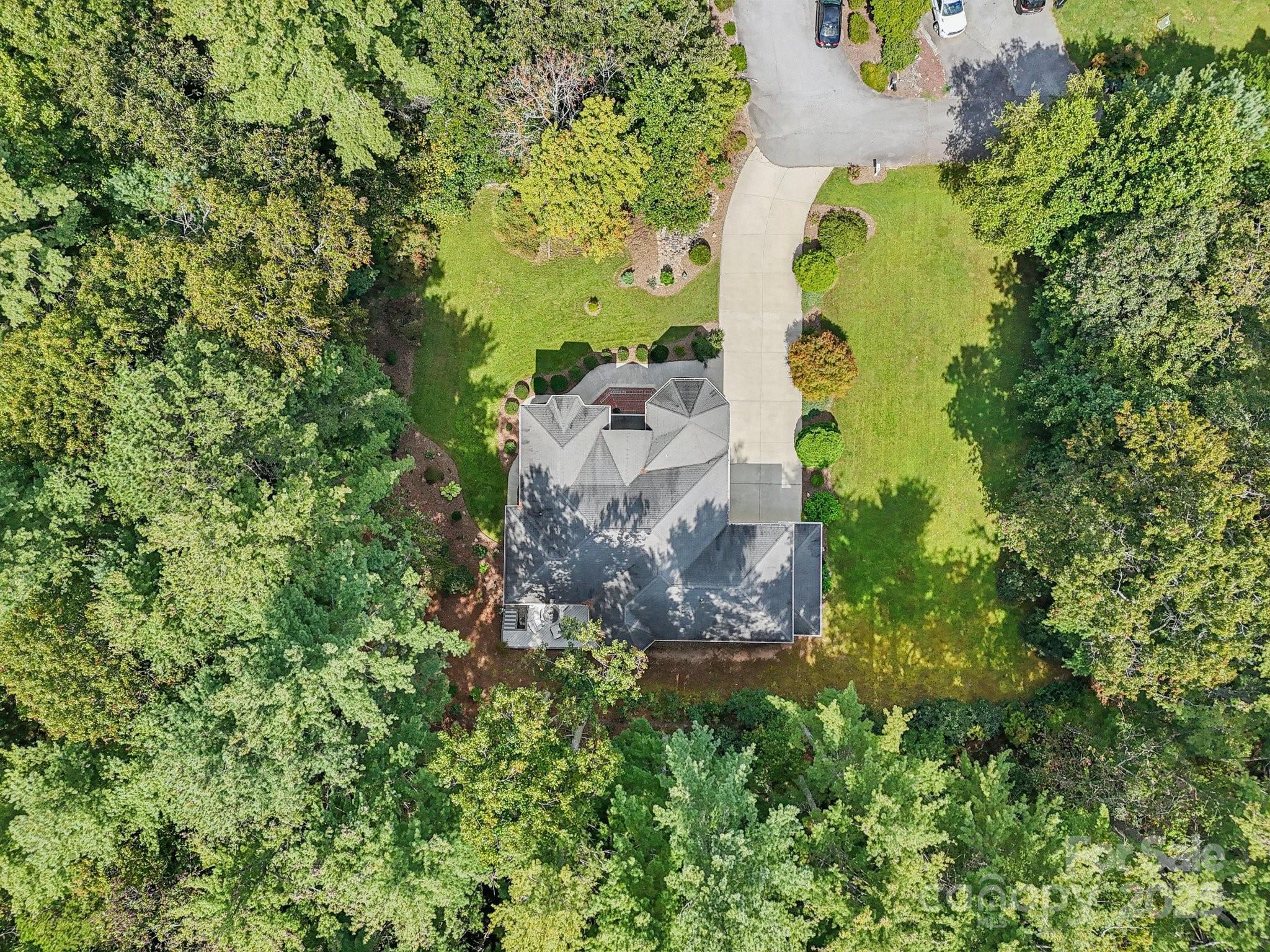 15 Madelyn Lane — Fairview