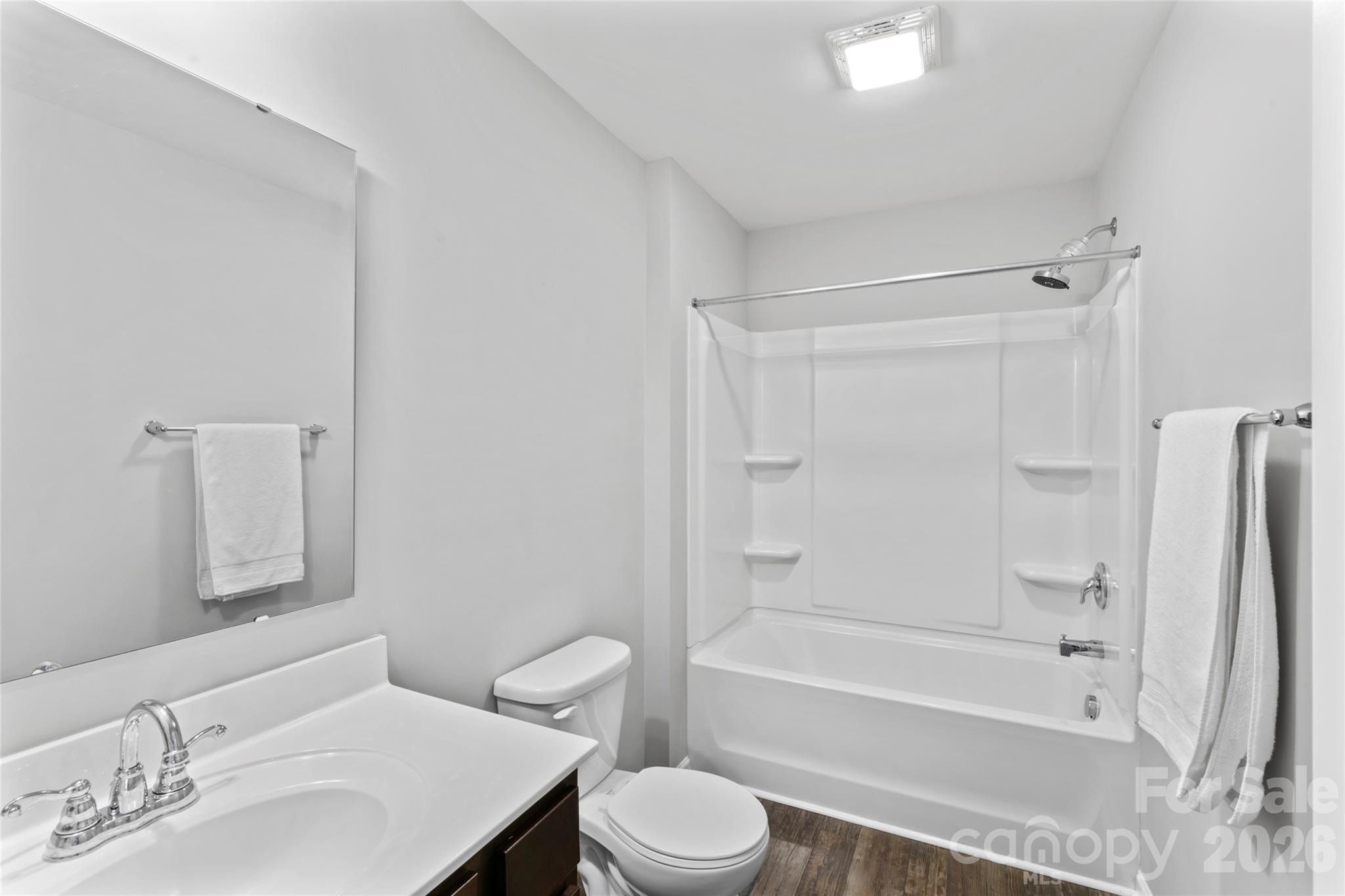 12561 Garron Road — Midland