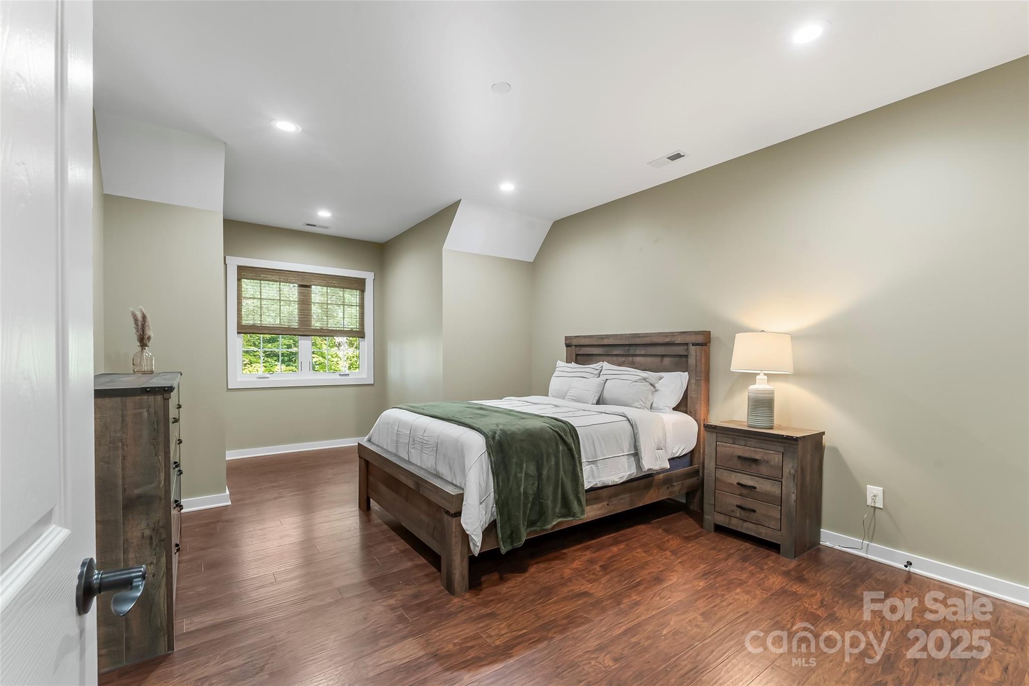 90 Clinchfield Gap Road — Marion
