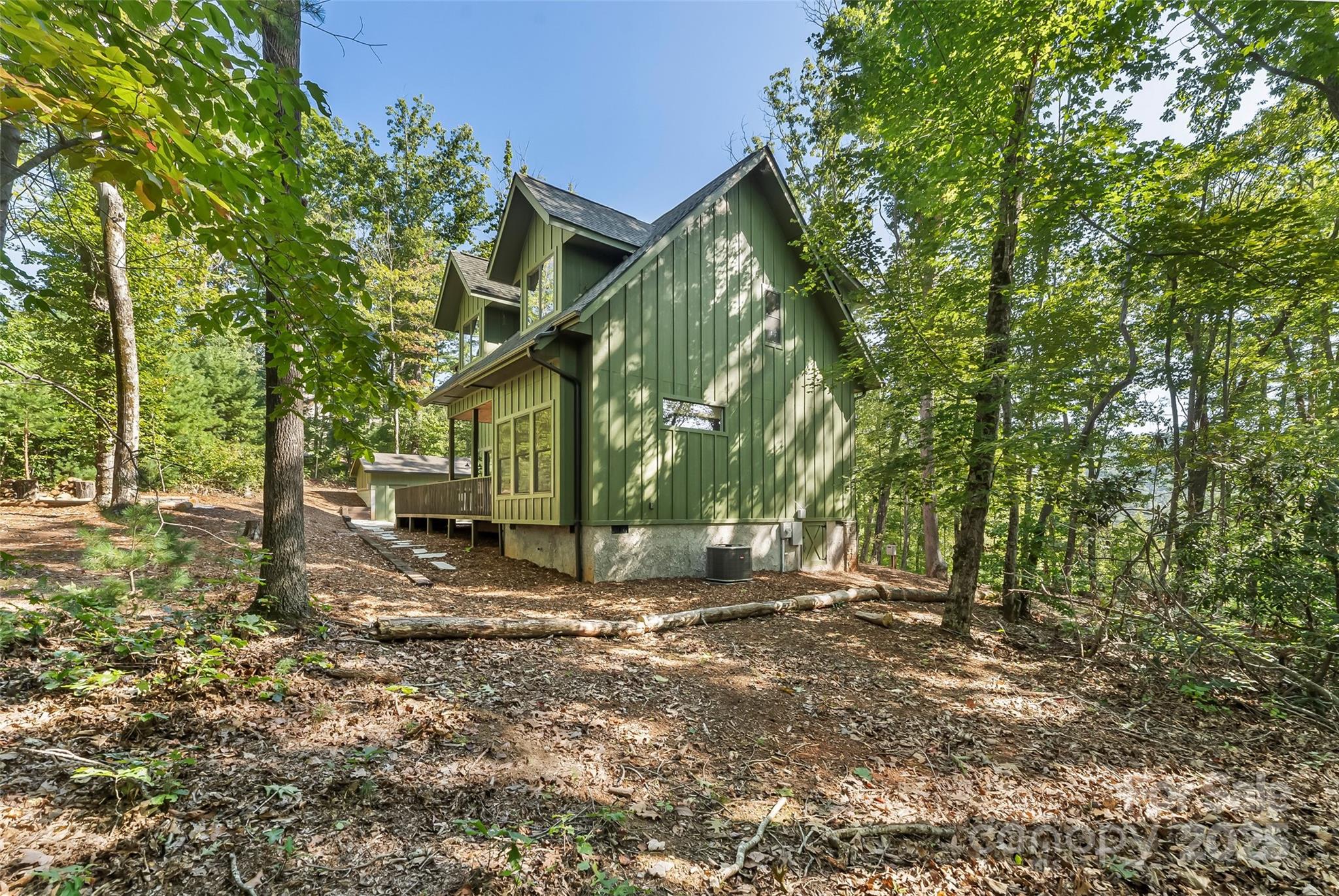 90 Clinchfield Gap Road — Marion
