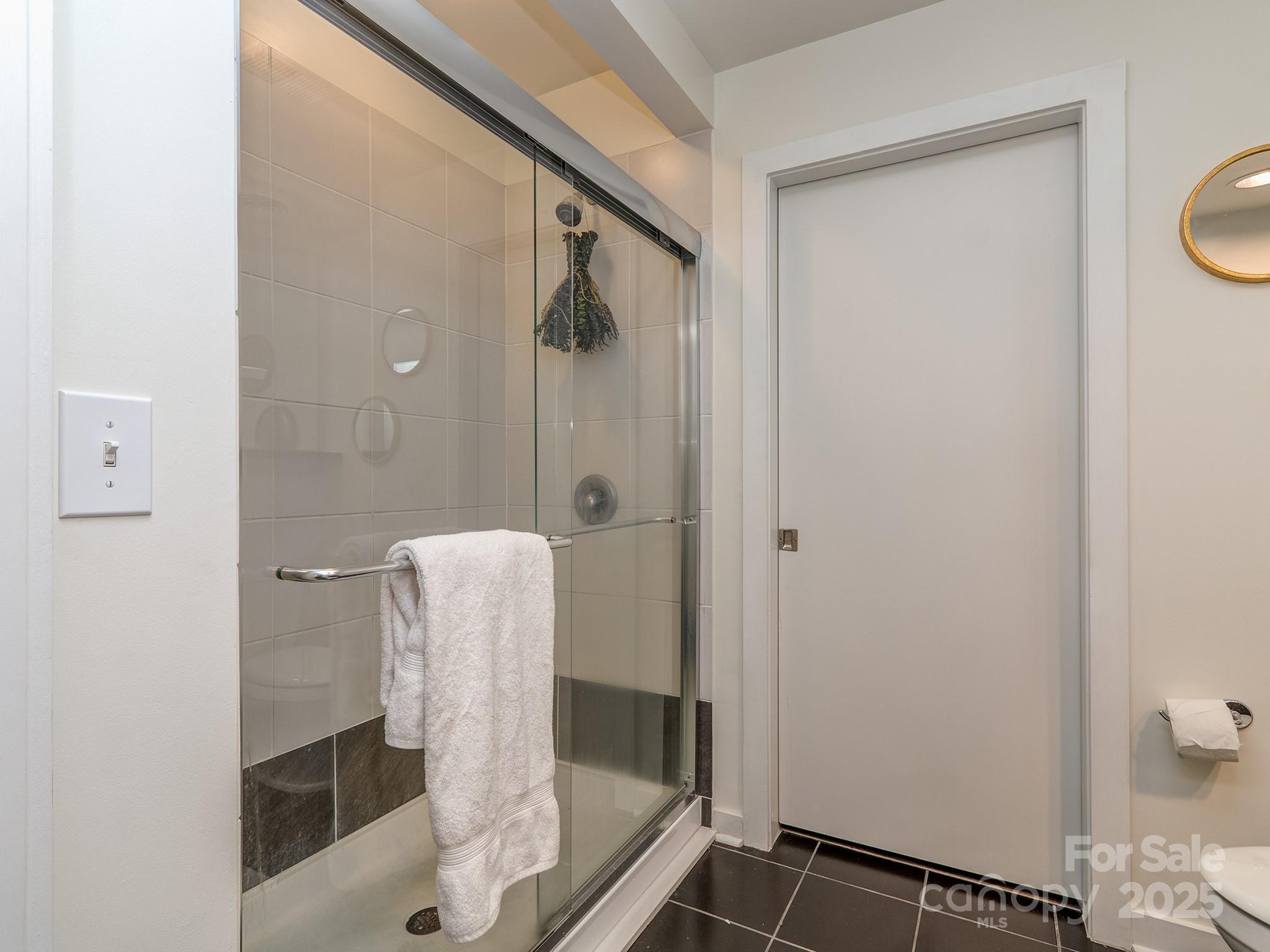 525 E Sixth Street #407 — Charlotte