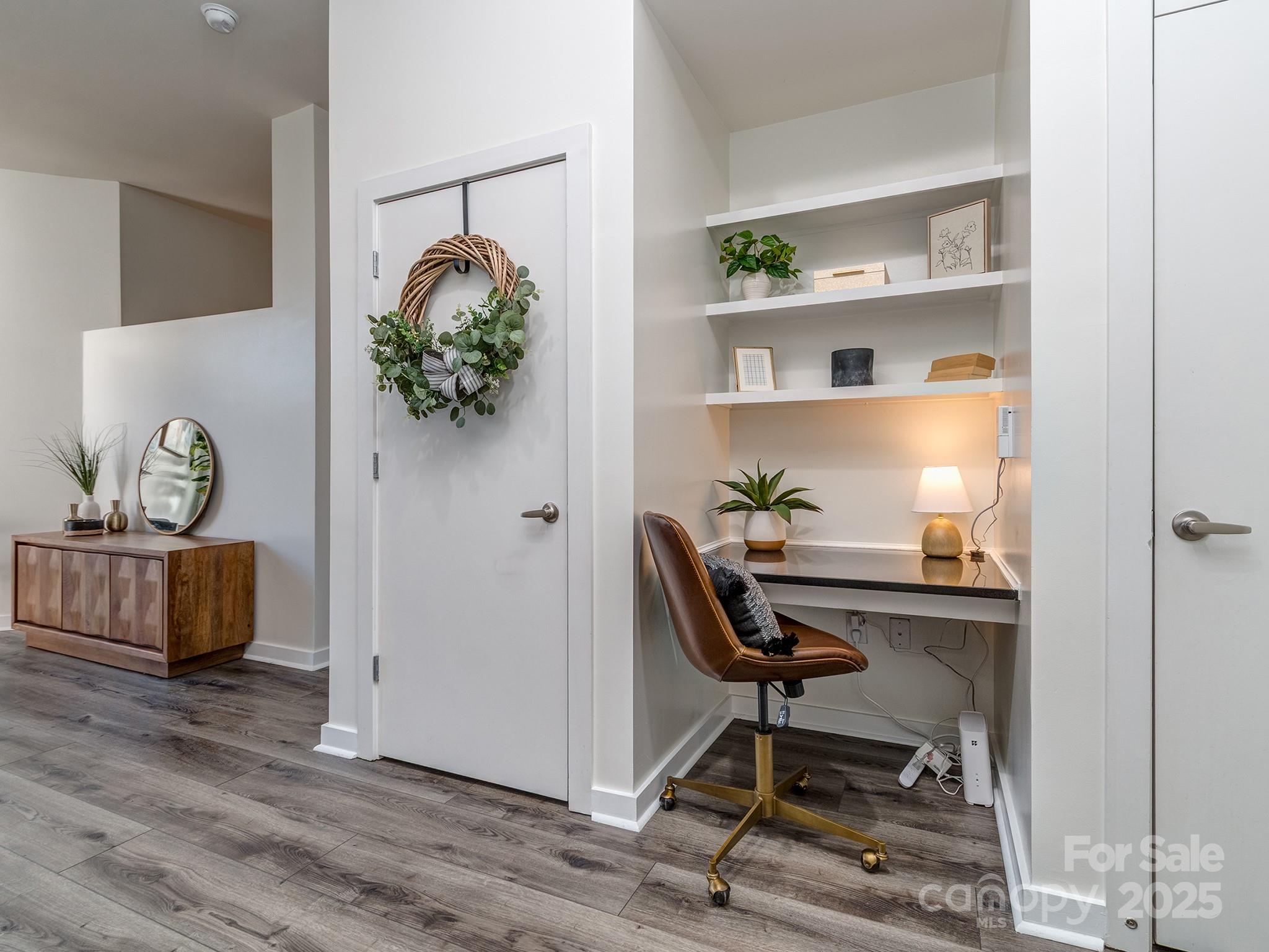 525 E Sixth Street #407 — Charlotte