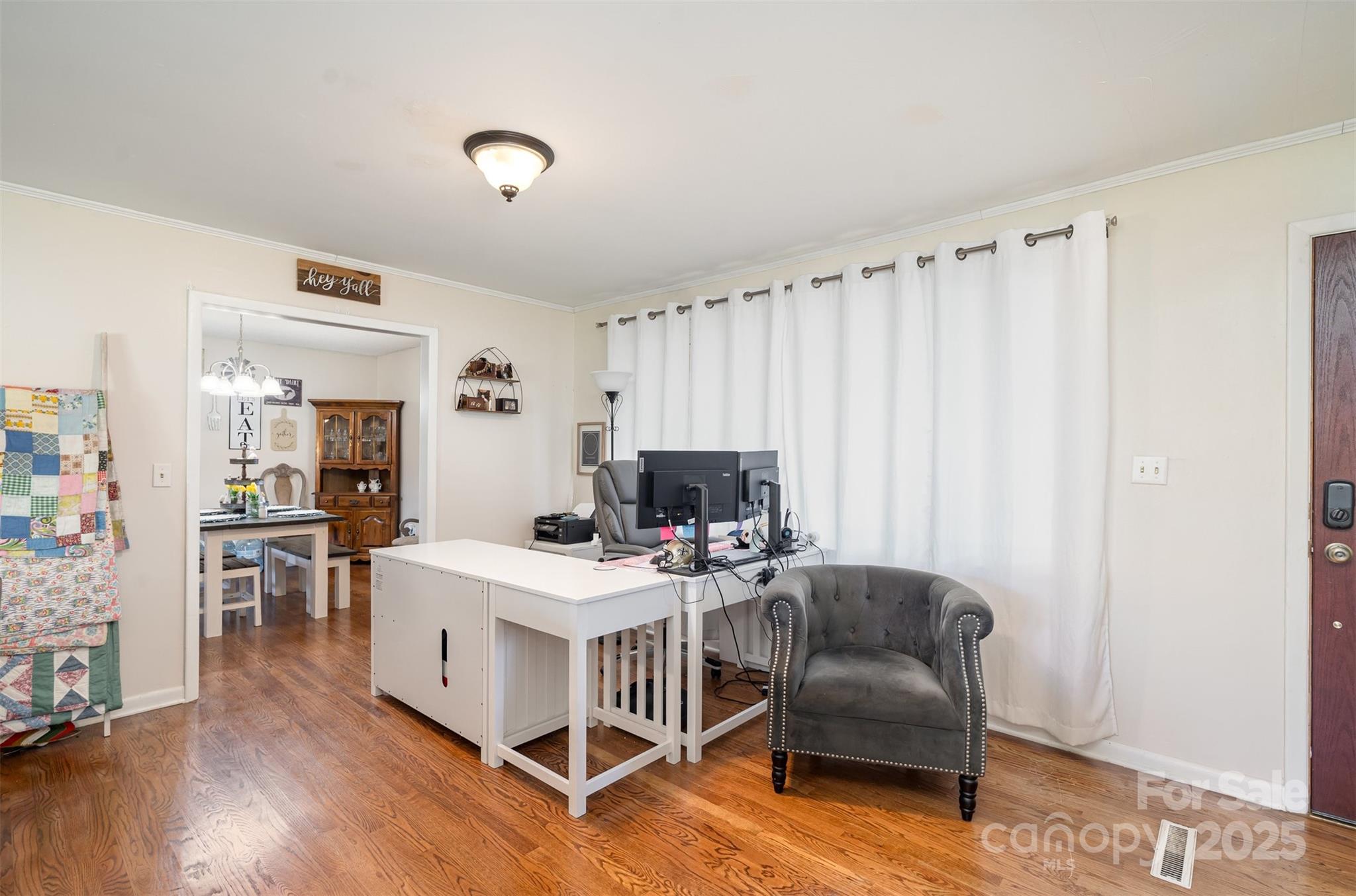 5609 Grace Chapel Road — Hickory