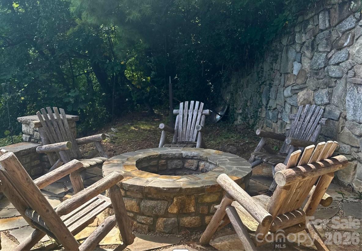 975 Country Club Drive — Maggie Valley