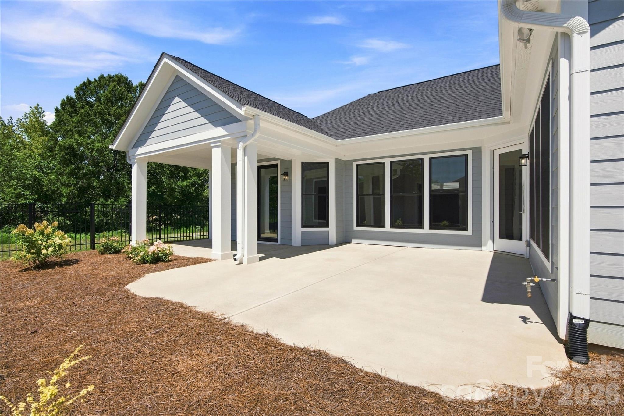 3048 Five Creek Road — Charlotte