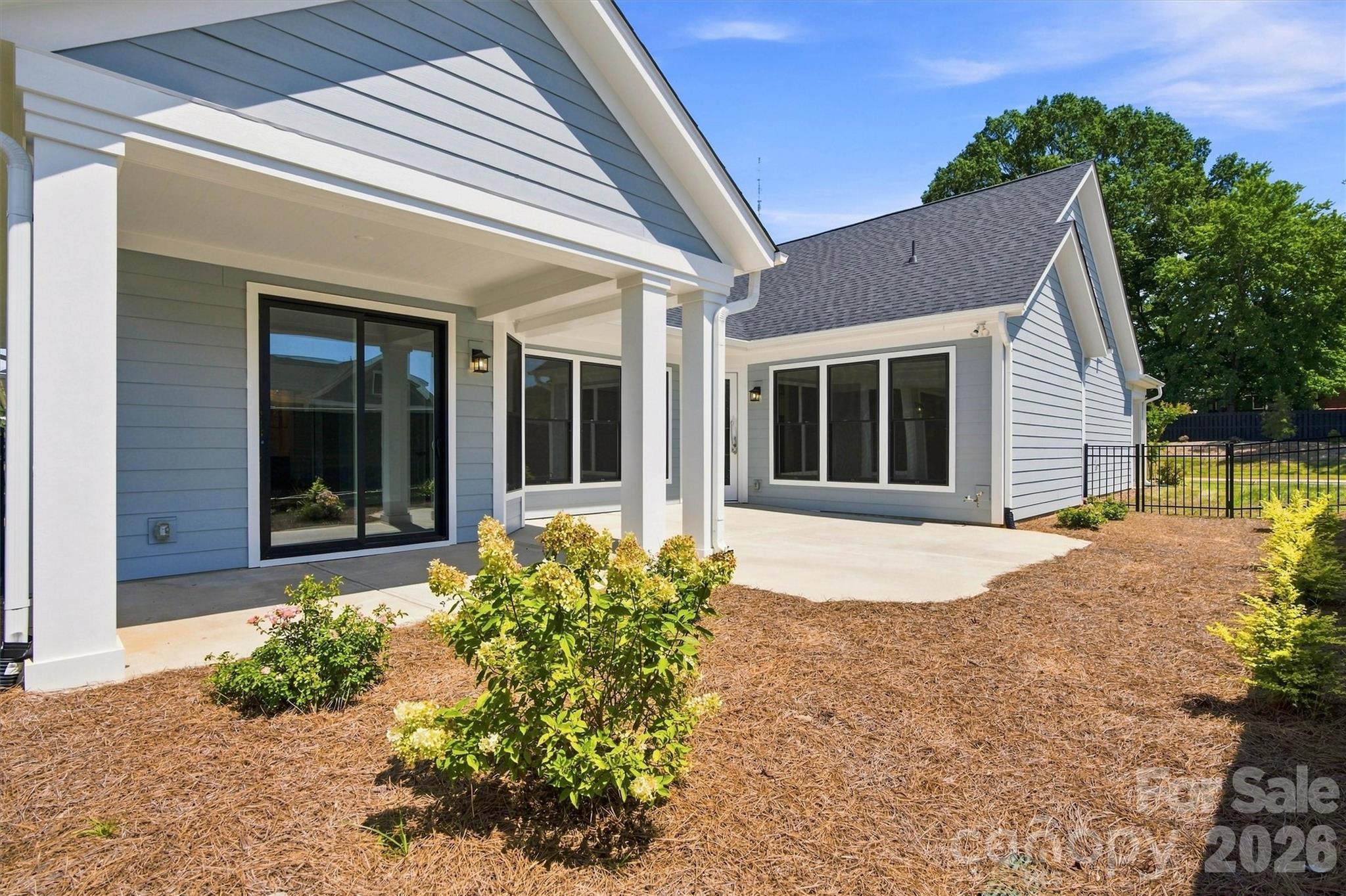 3048 Five Creek Road — Charlotte