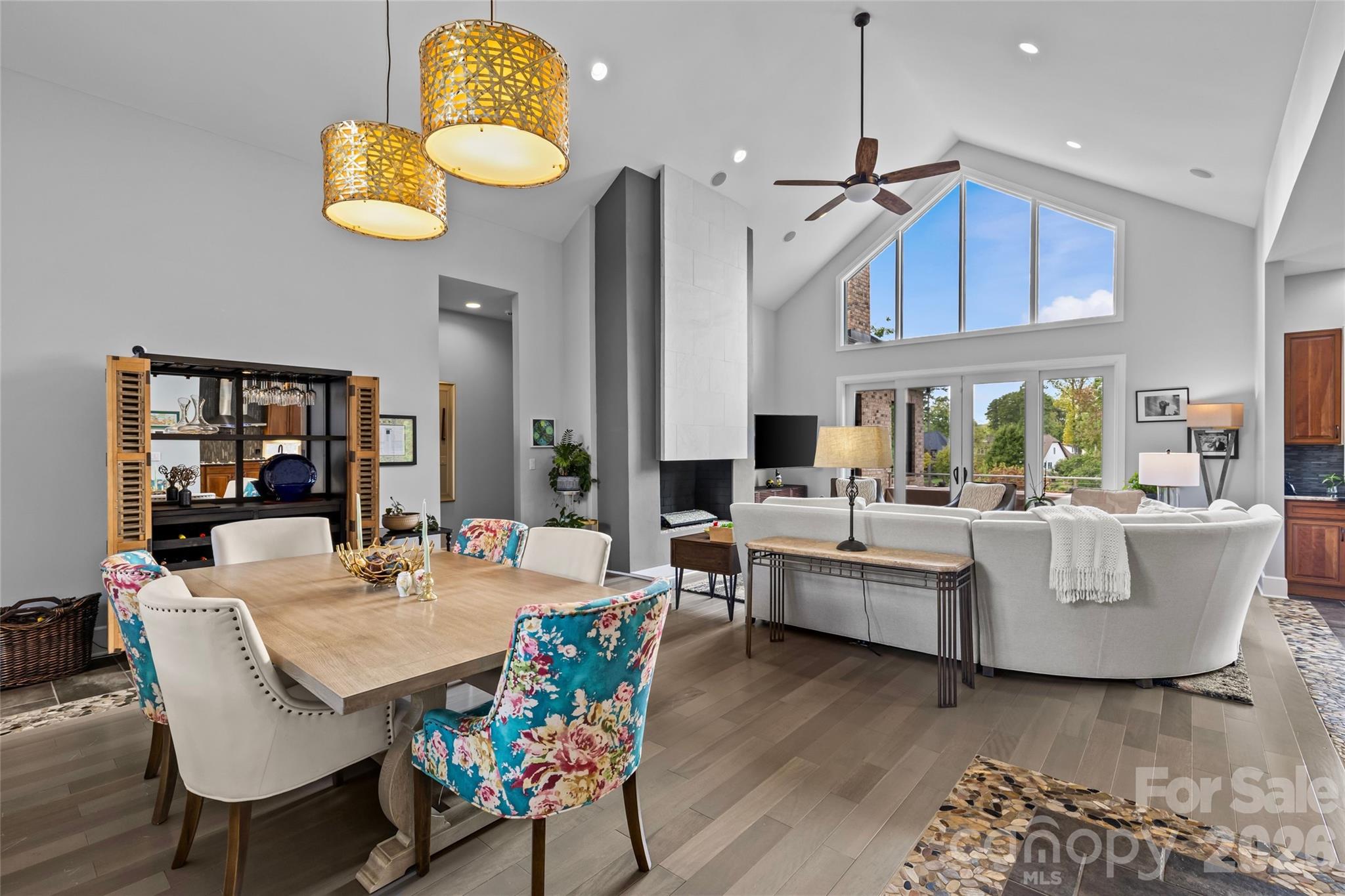 6032 Headlands Court — Belmont