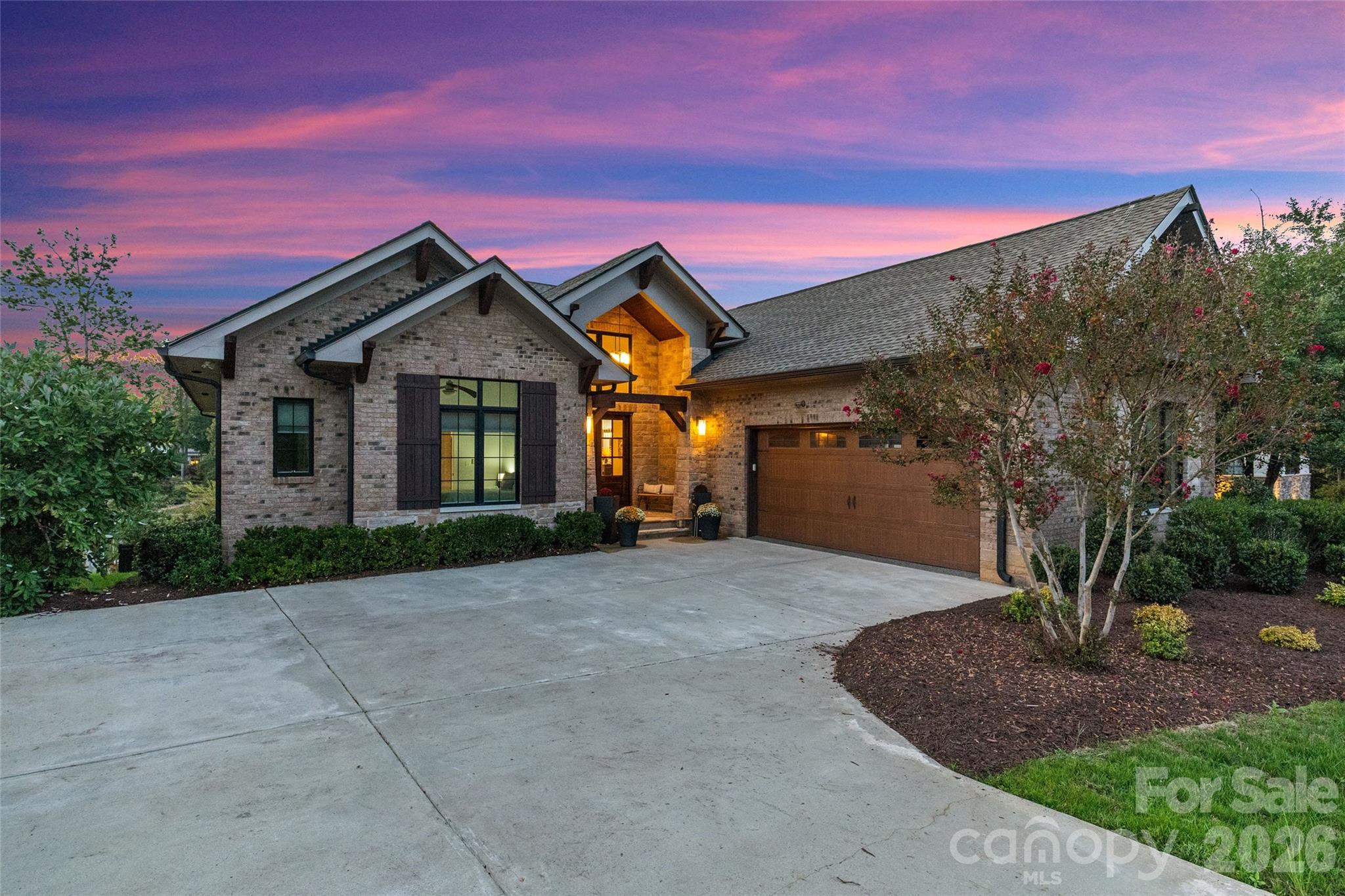 6032 Headlands Court — Belmont