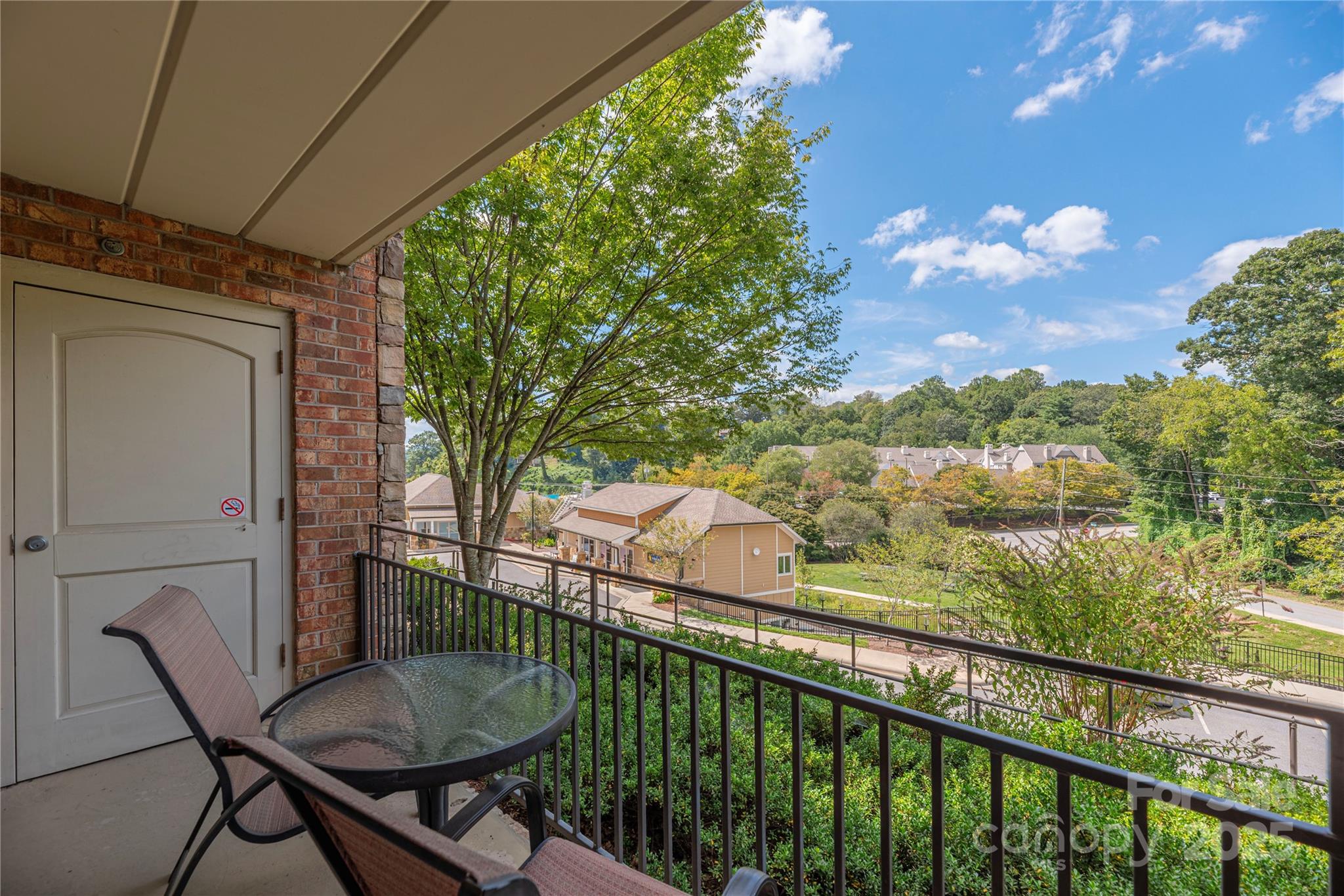 114 Bowling Park Road — Asheville
