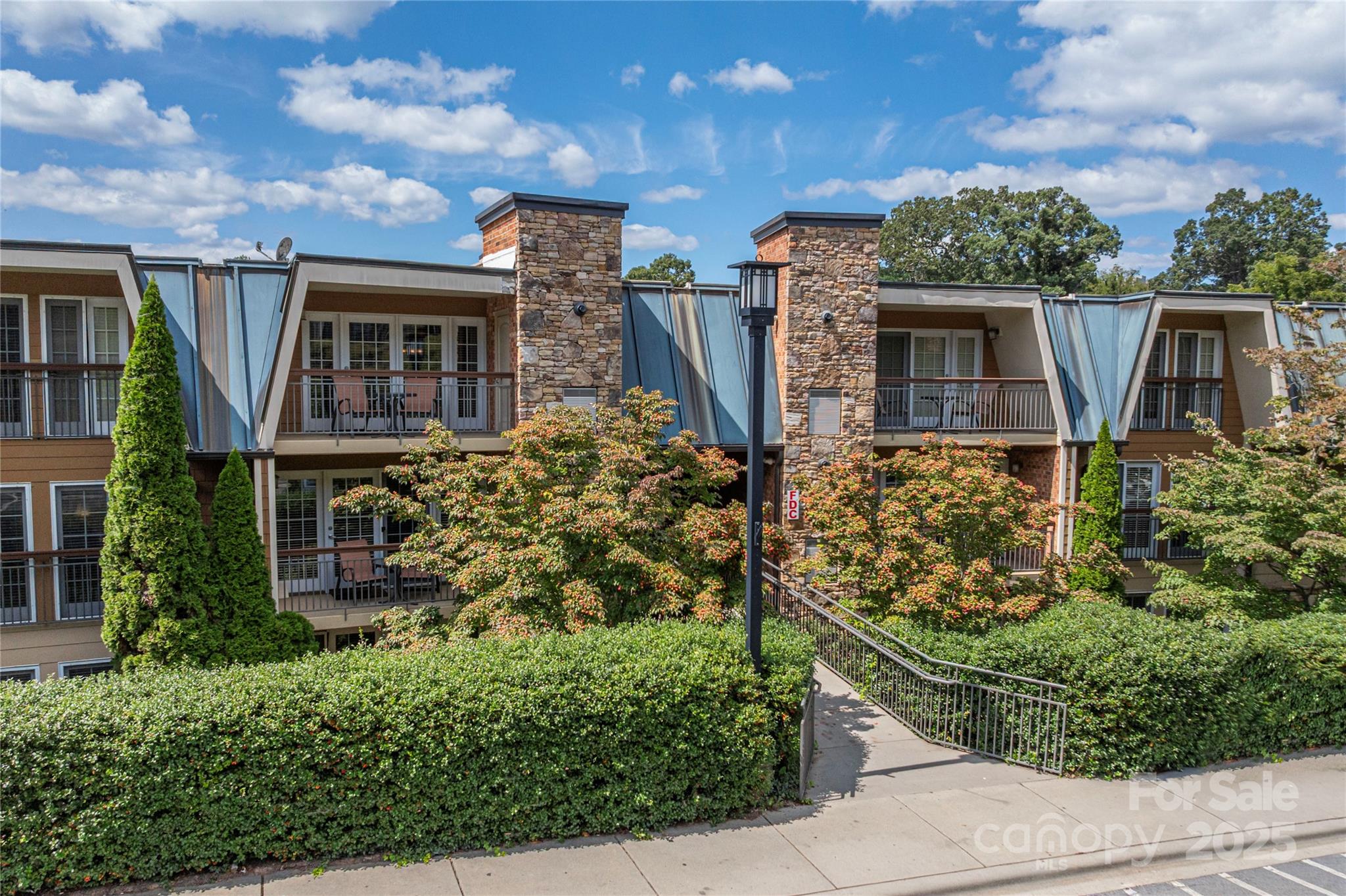 114 Bowling Park Road — Asheville