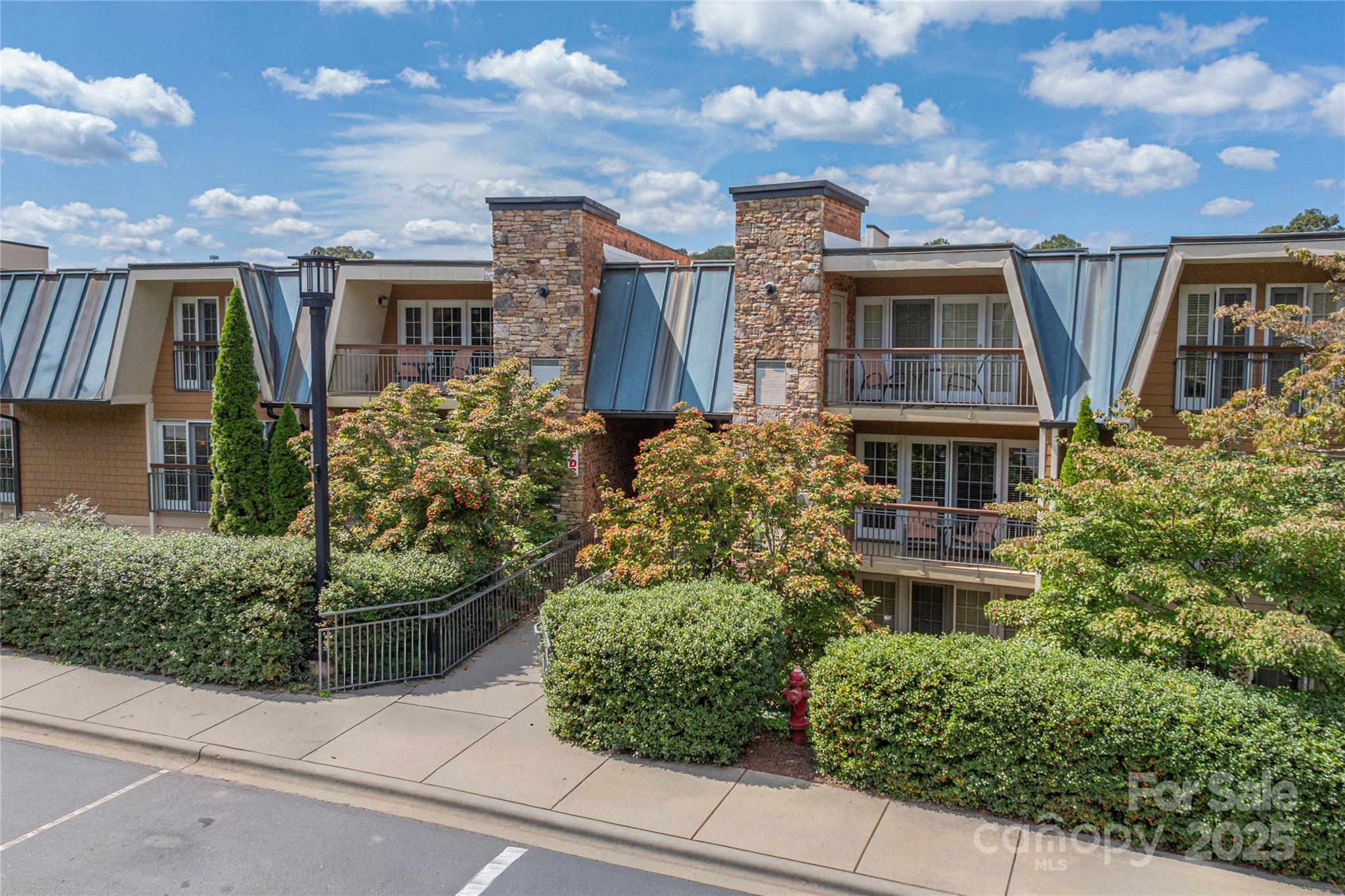 114 Bowling Park Road — Asheville