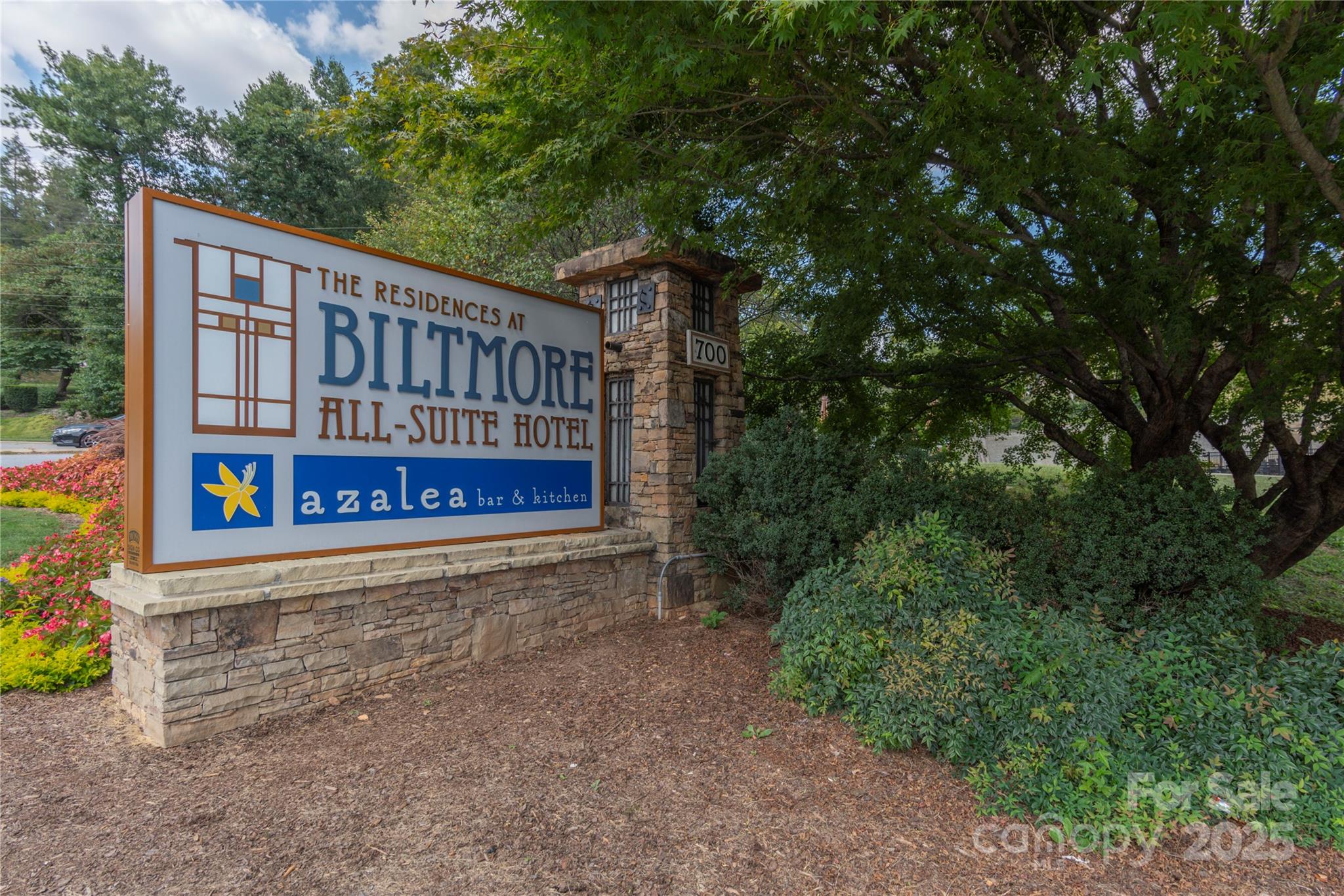 114 Bowling Park Road — Asheville