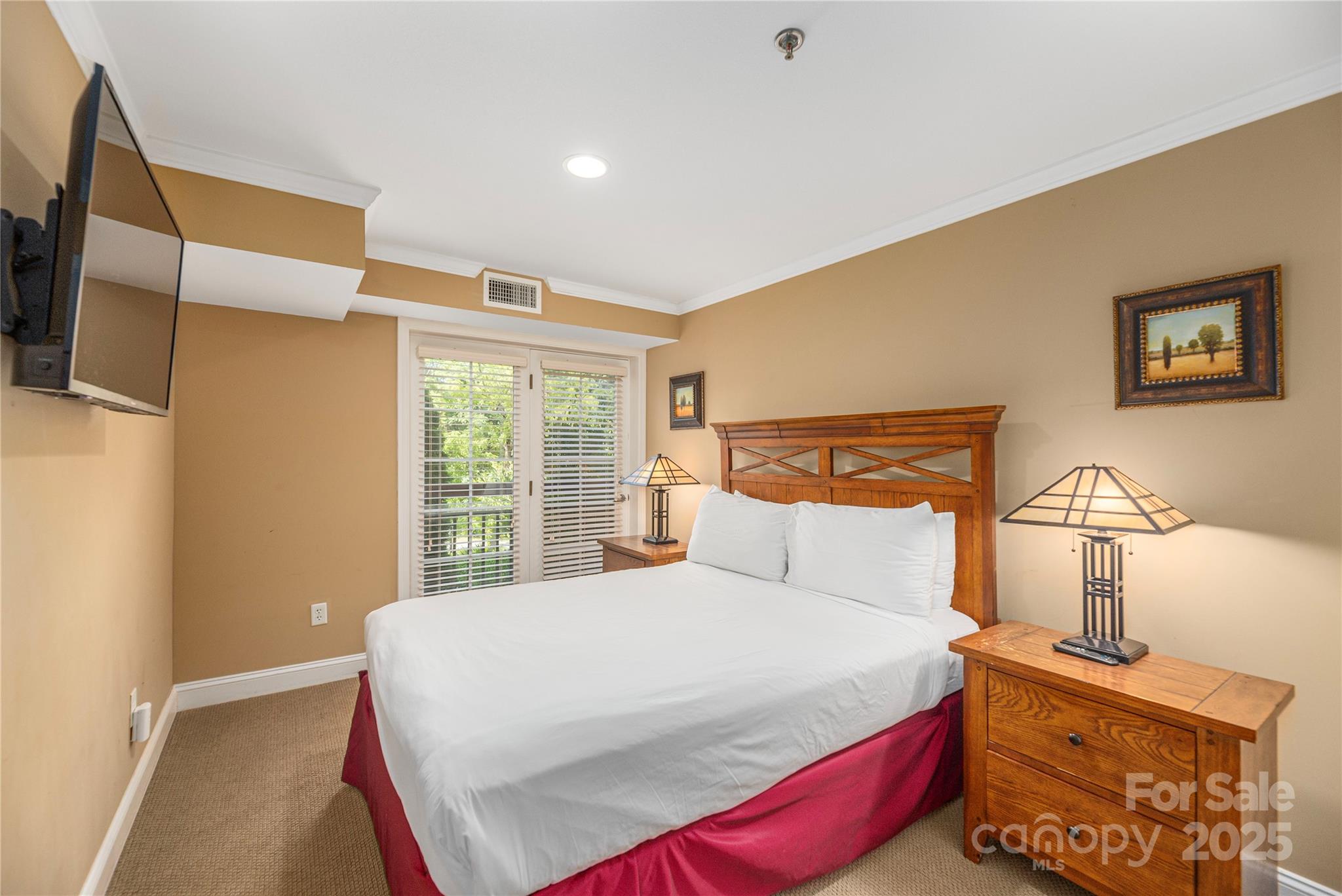 114 Bowling Park Road — Asheville