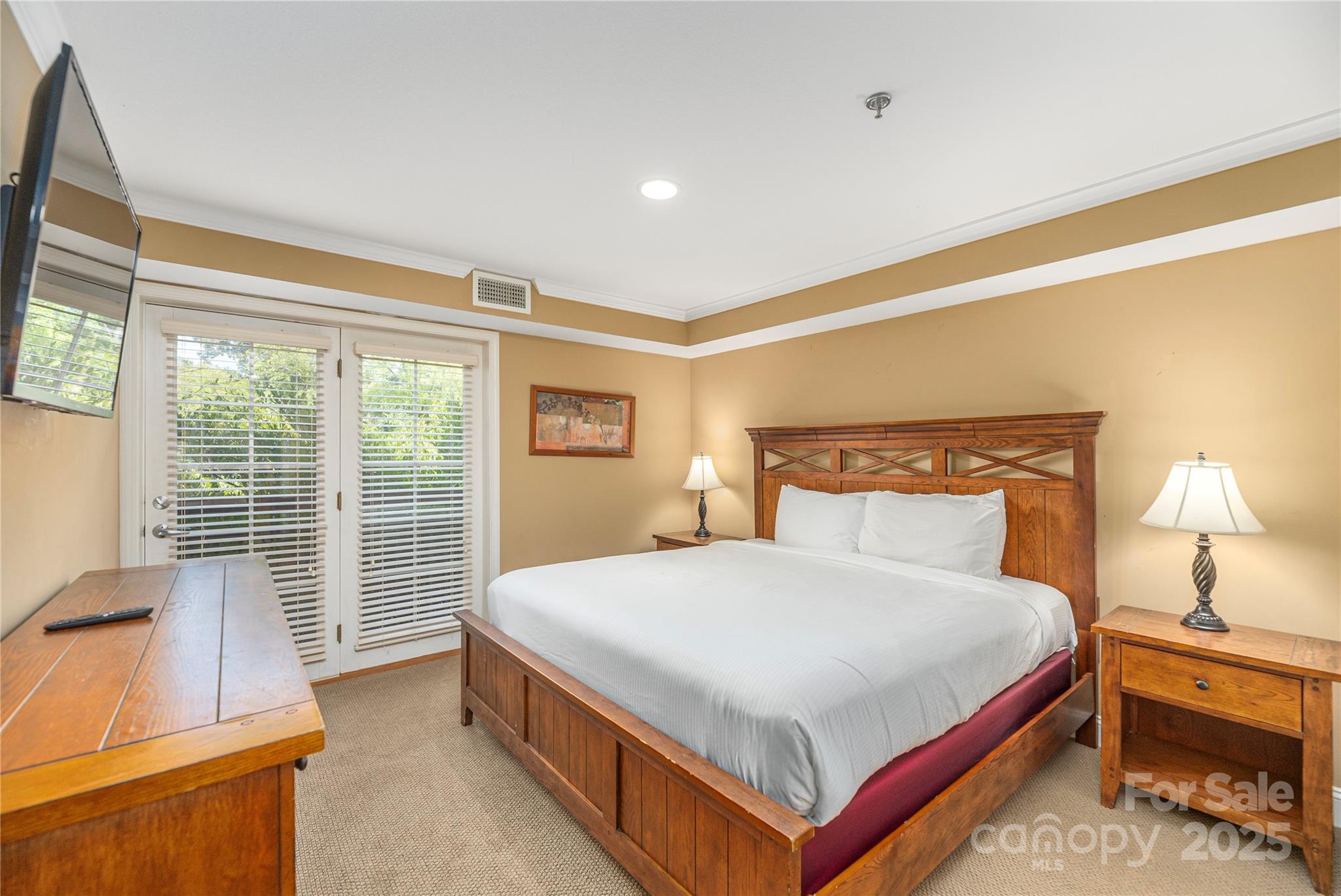 114 Bowling Park Road — Asheville