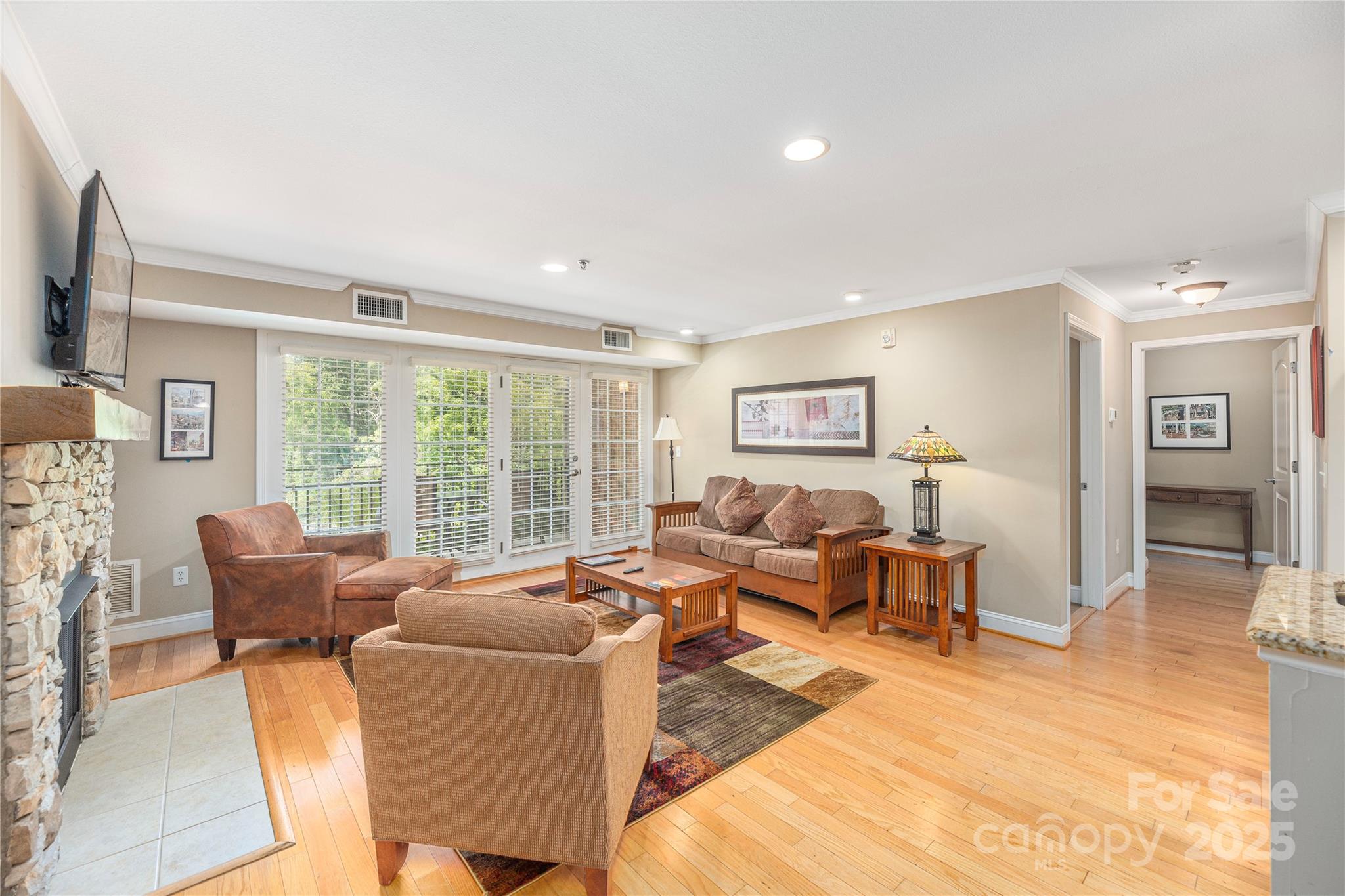 114 Bowling Park Road — Asheville