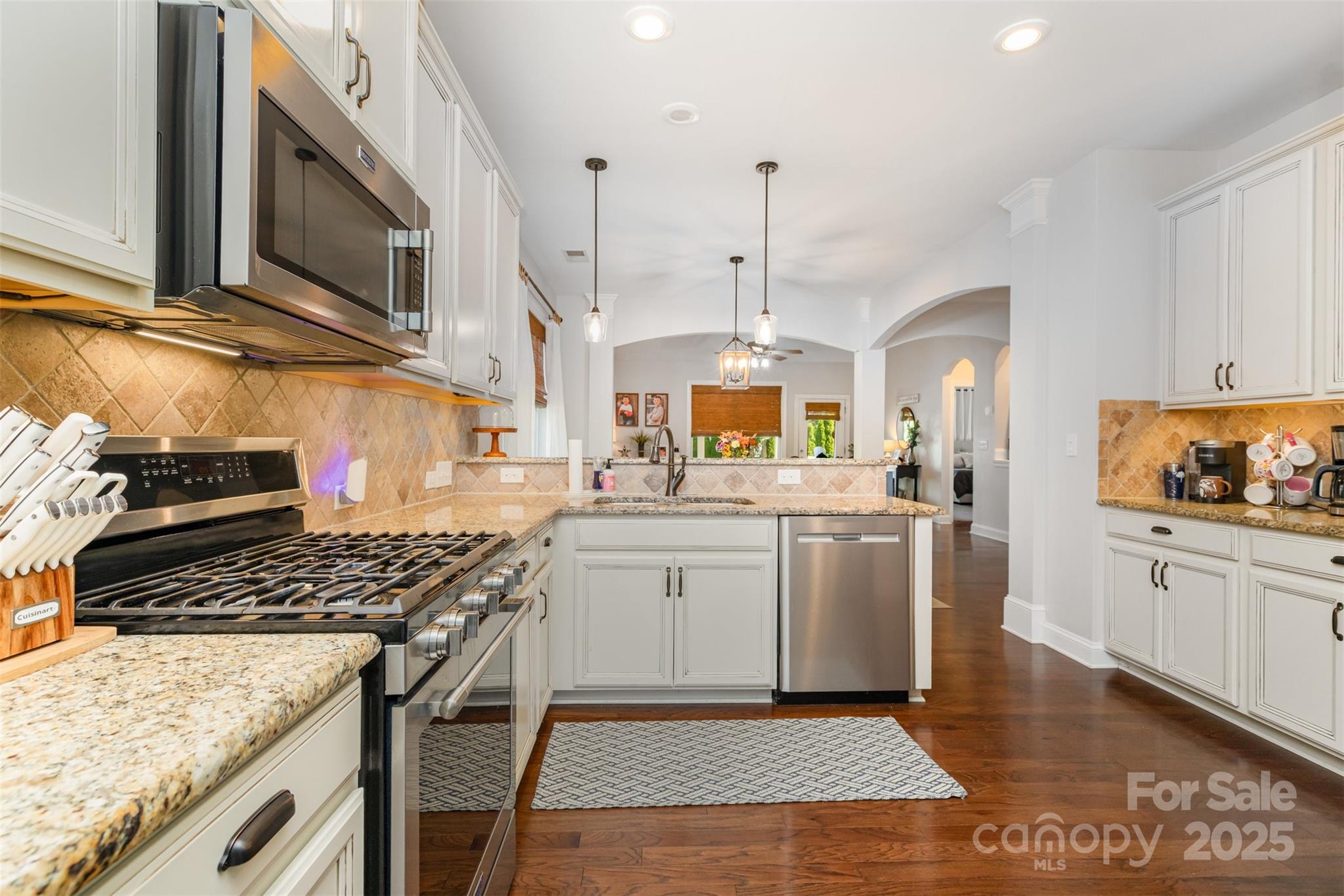 116 Kentmere Lane — Clover