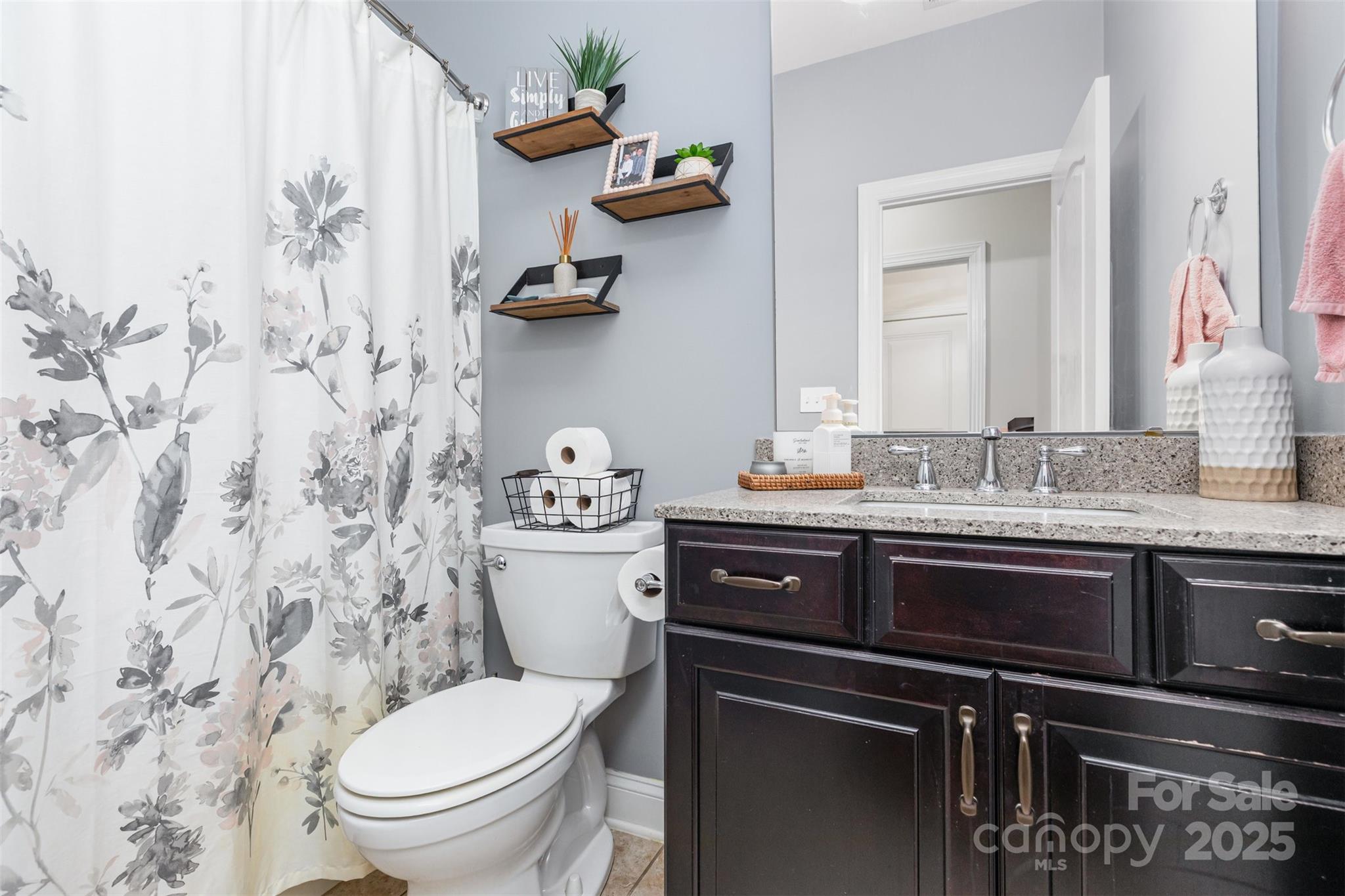 116 Kentmere Lane — Clover