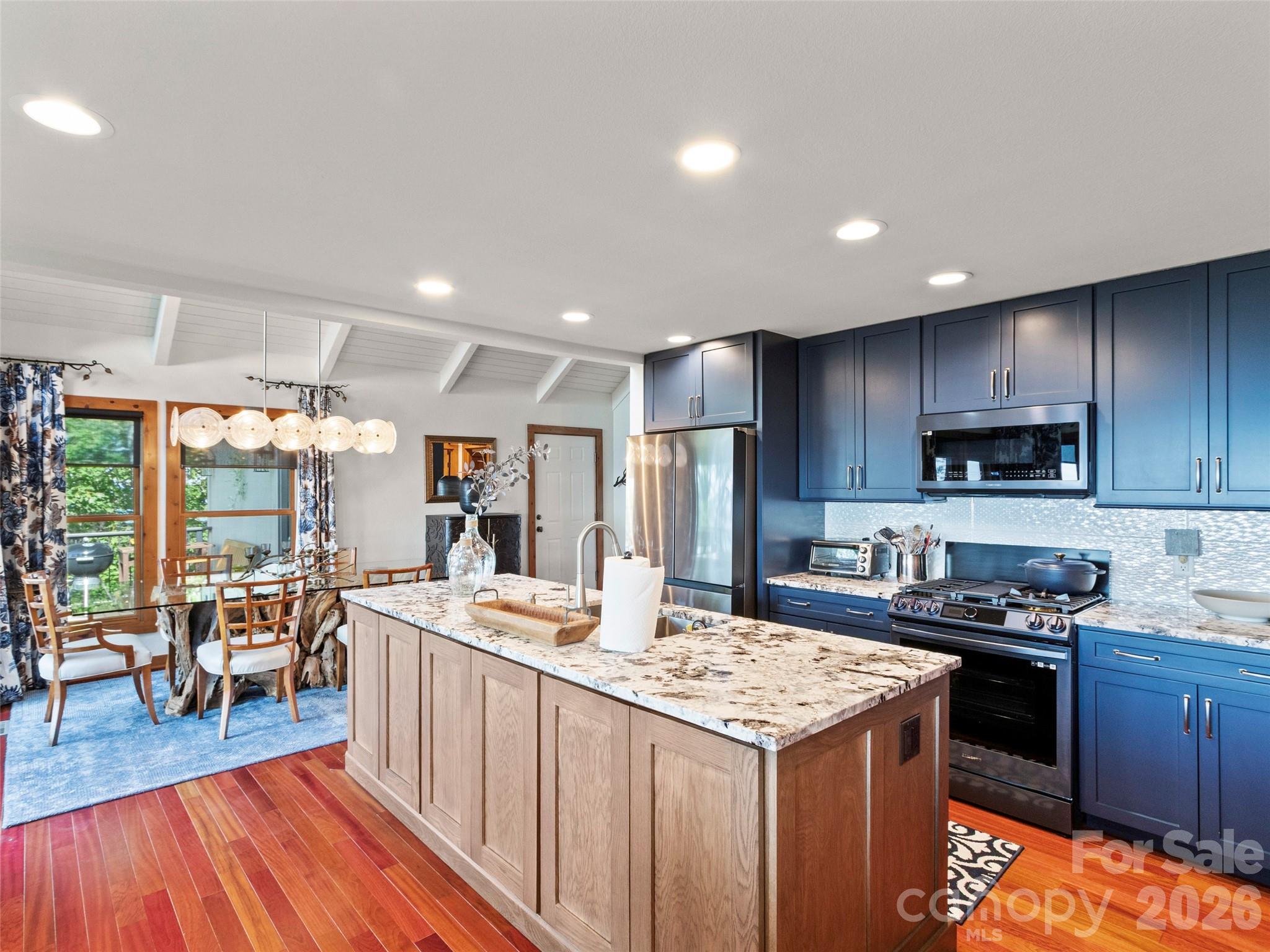 430 Rhododendron Lane — Burnsville