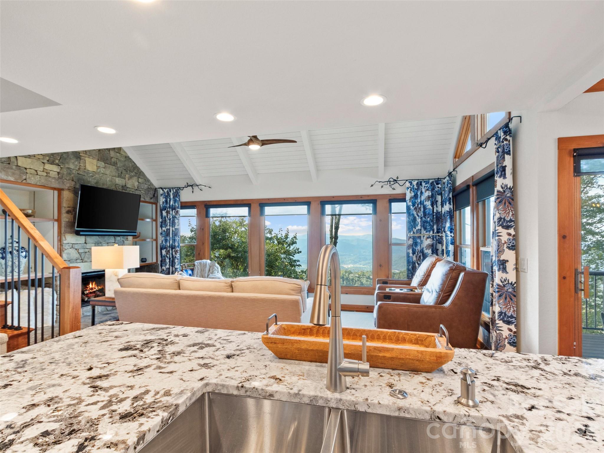 430 Rhododendron Lane — Burnsville