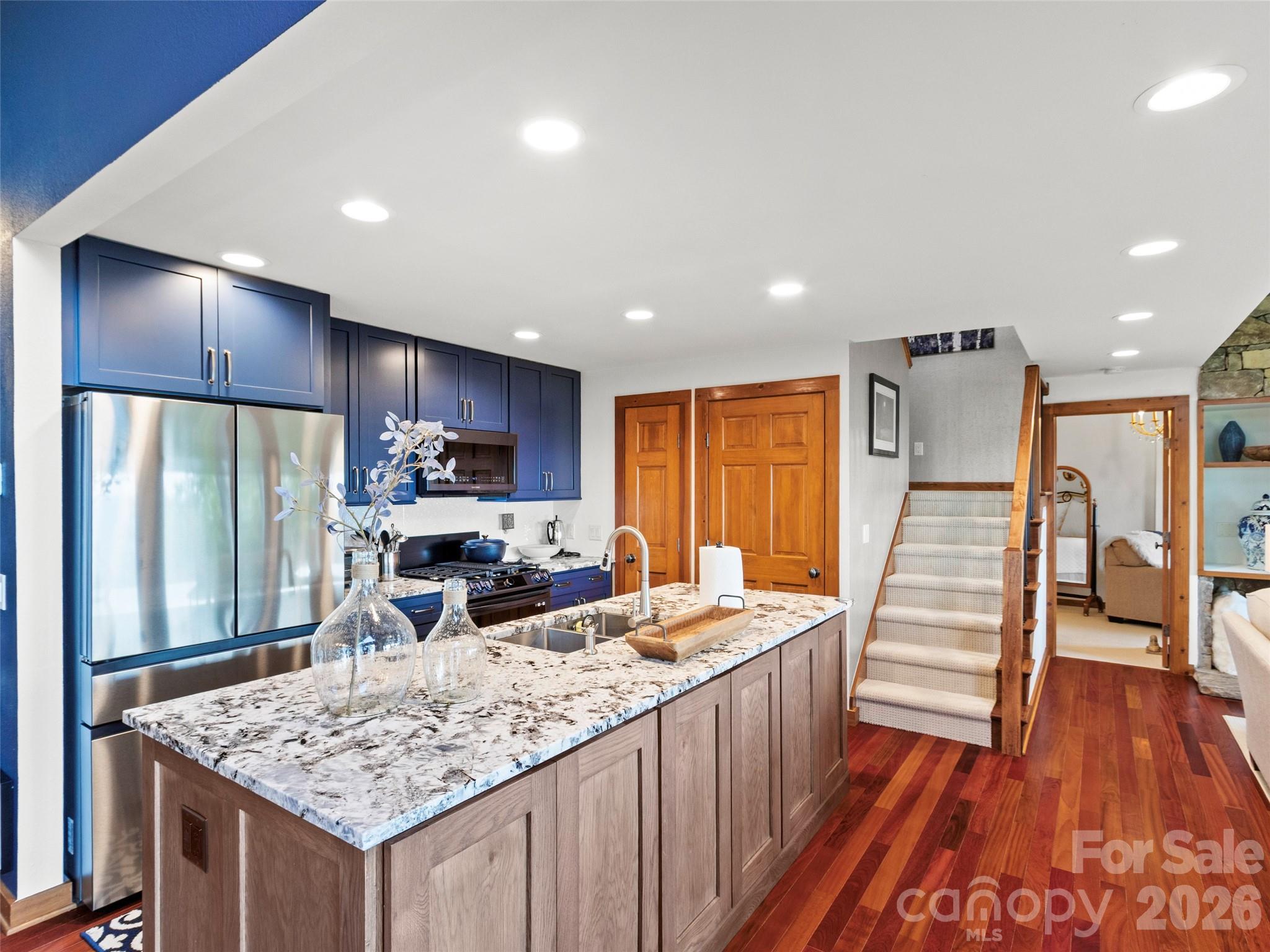 430 Rhododendron Lane — Burnsville