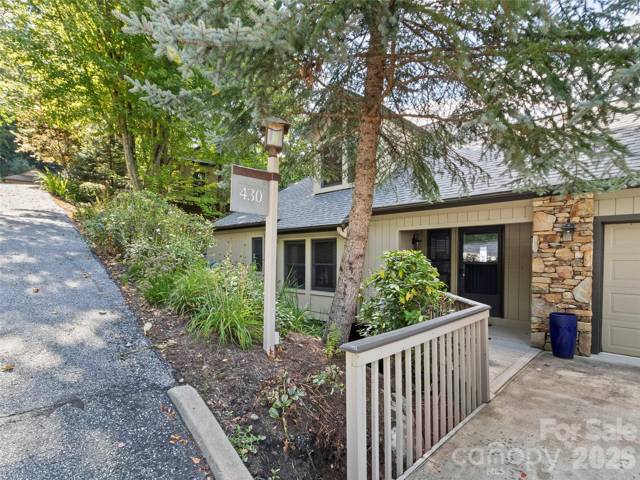 430 Rhododendron Lane — Burnsville