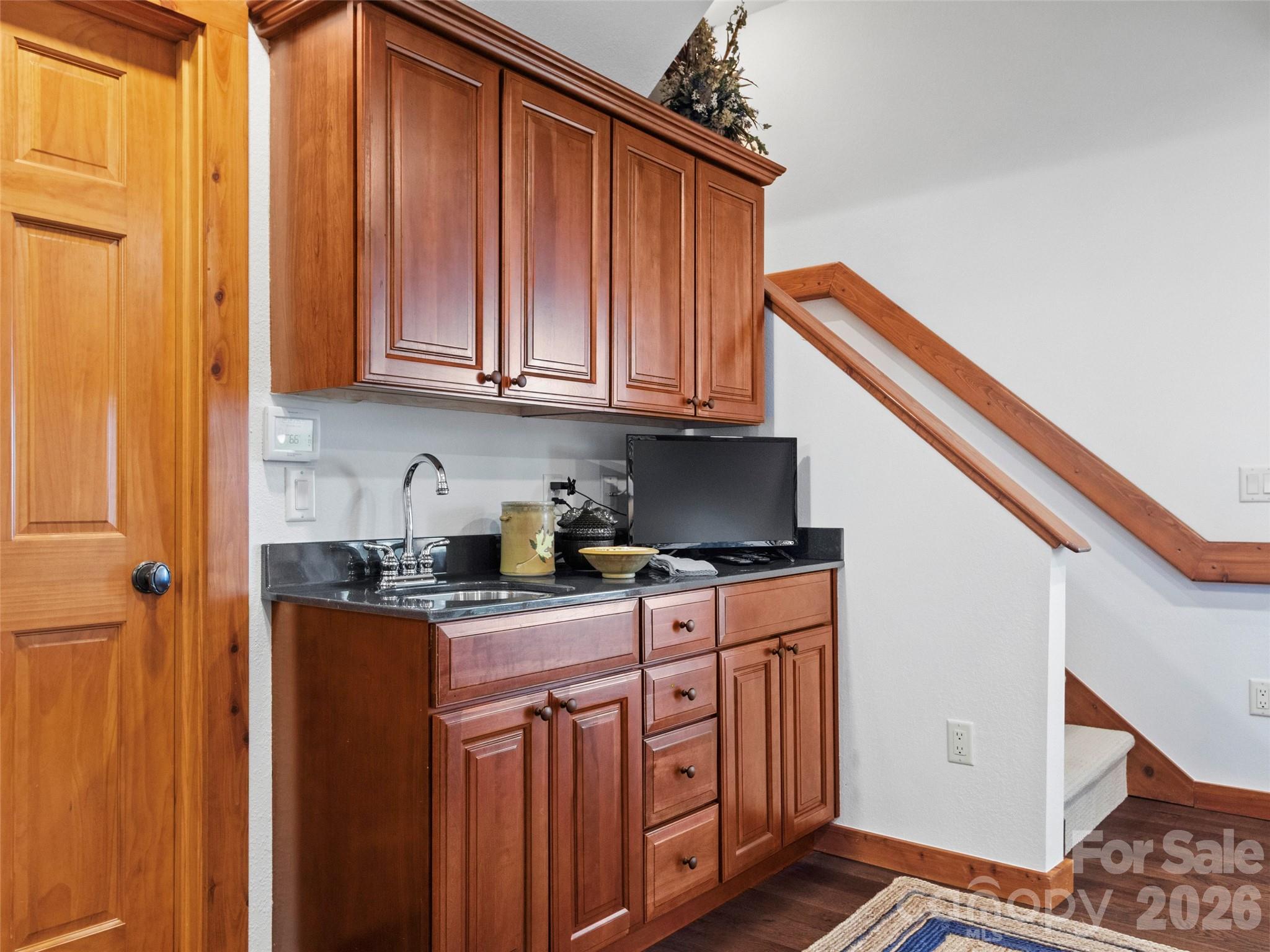 430 Rhododendron Lane — Burnsville