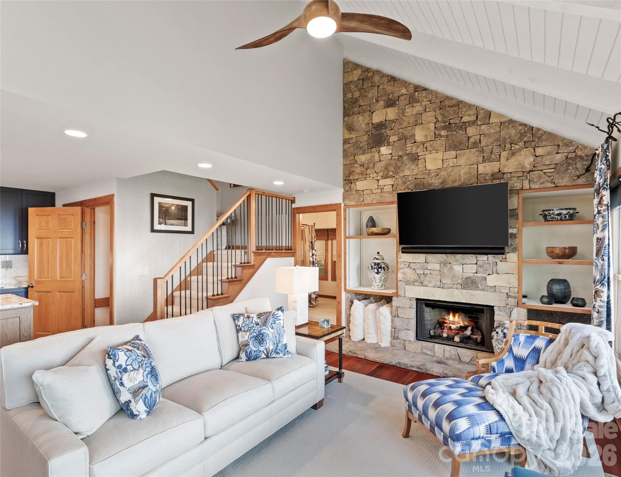 430 Rhododendron Lane — Burnsville