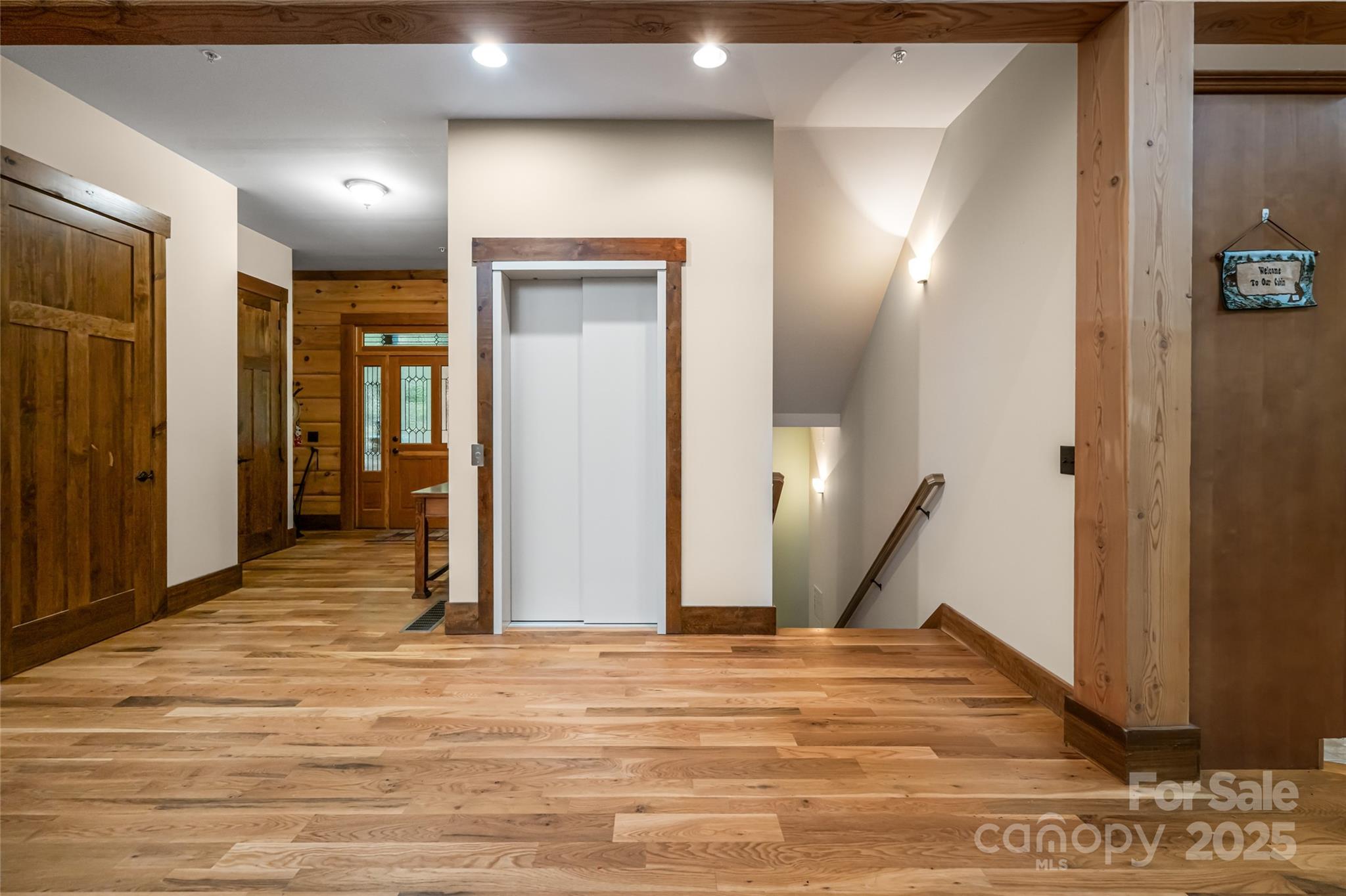 635 Whisper Mountain Drive — Leicester