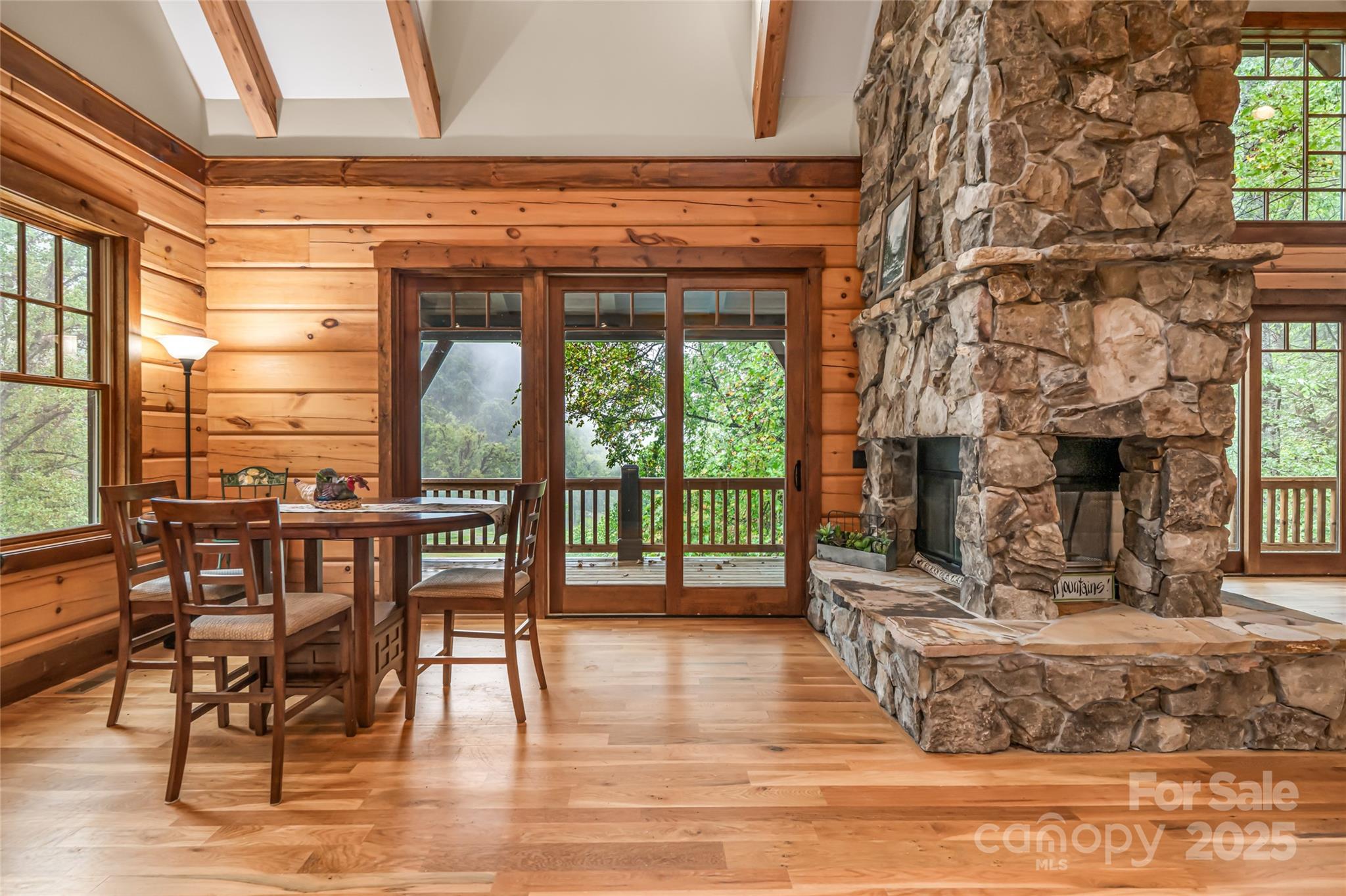 635 Whisper Mountain Drive — Leicester