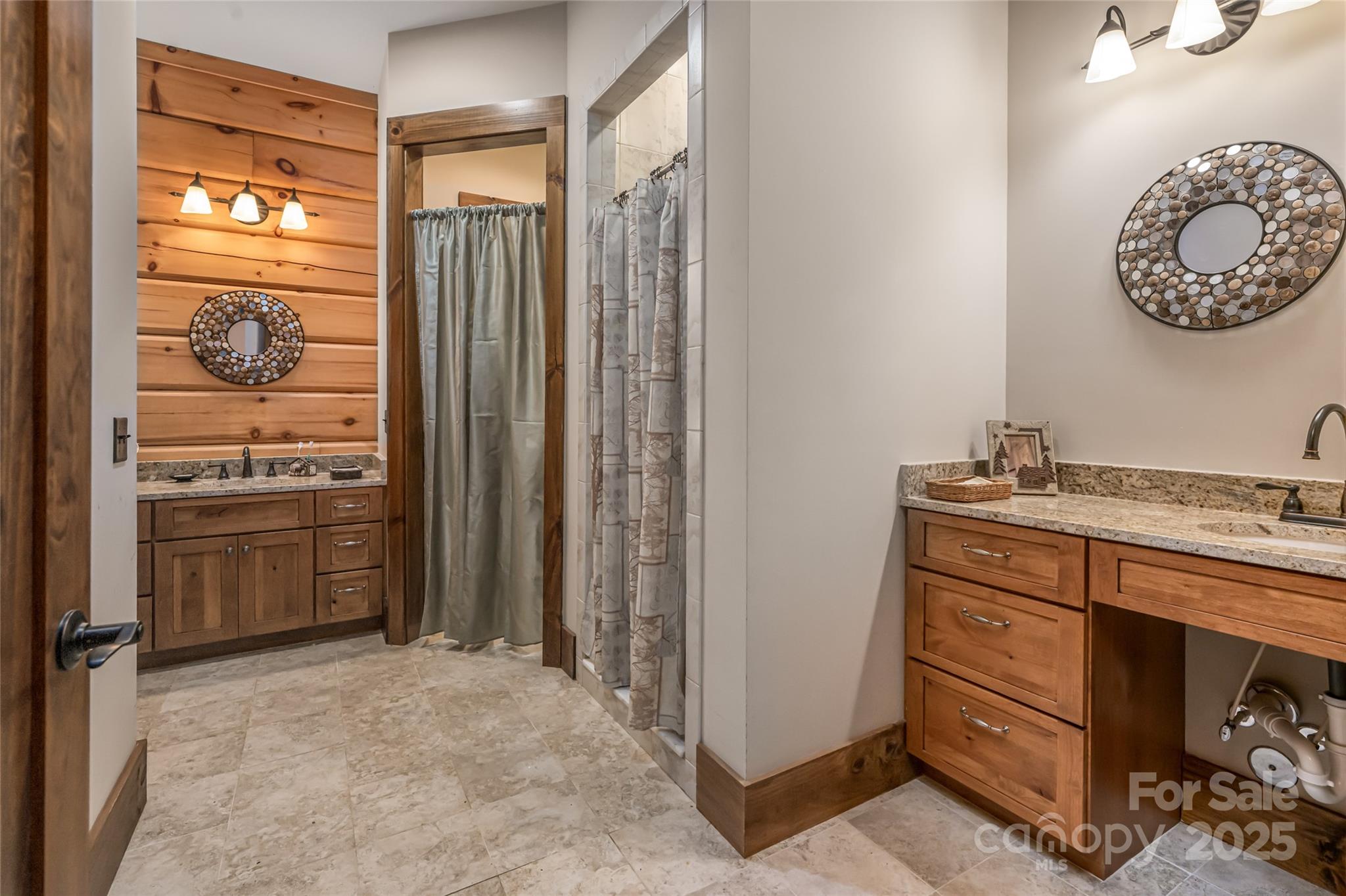 635 Whisper Mountain Drive — Leicester