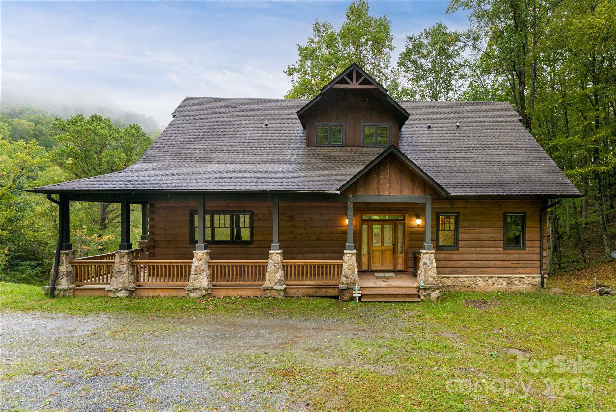 635 Whisper Mountain Drive — Leicester