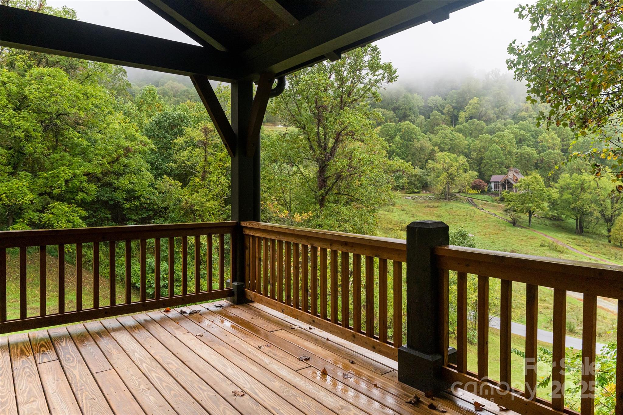 635 Whisper Mountain Drive — Leicester