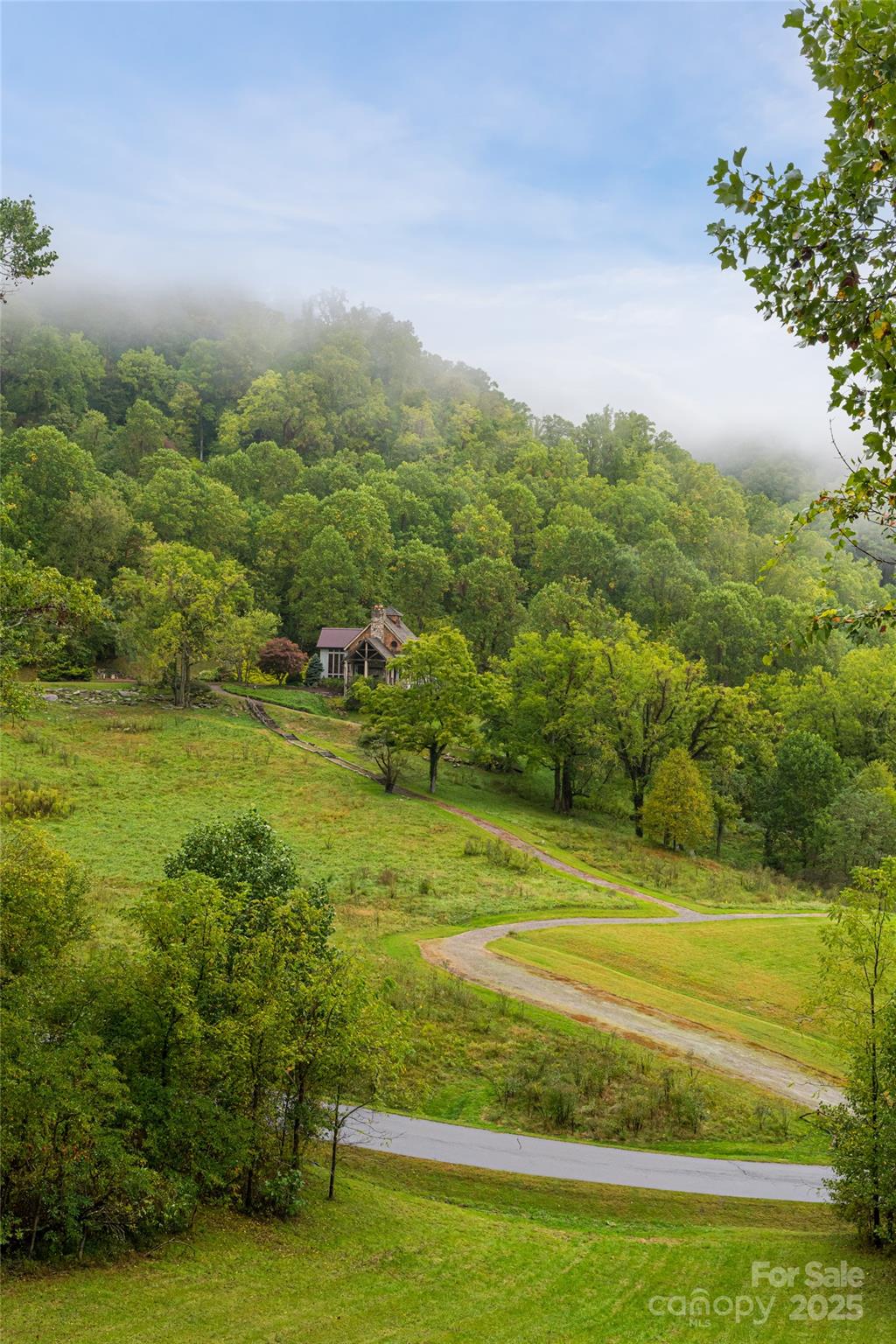 635 Whisper Mountain Drive — Leicester