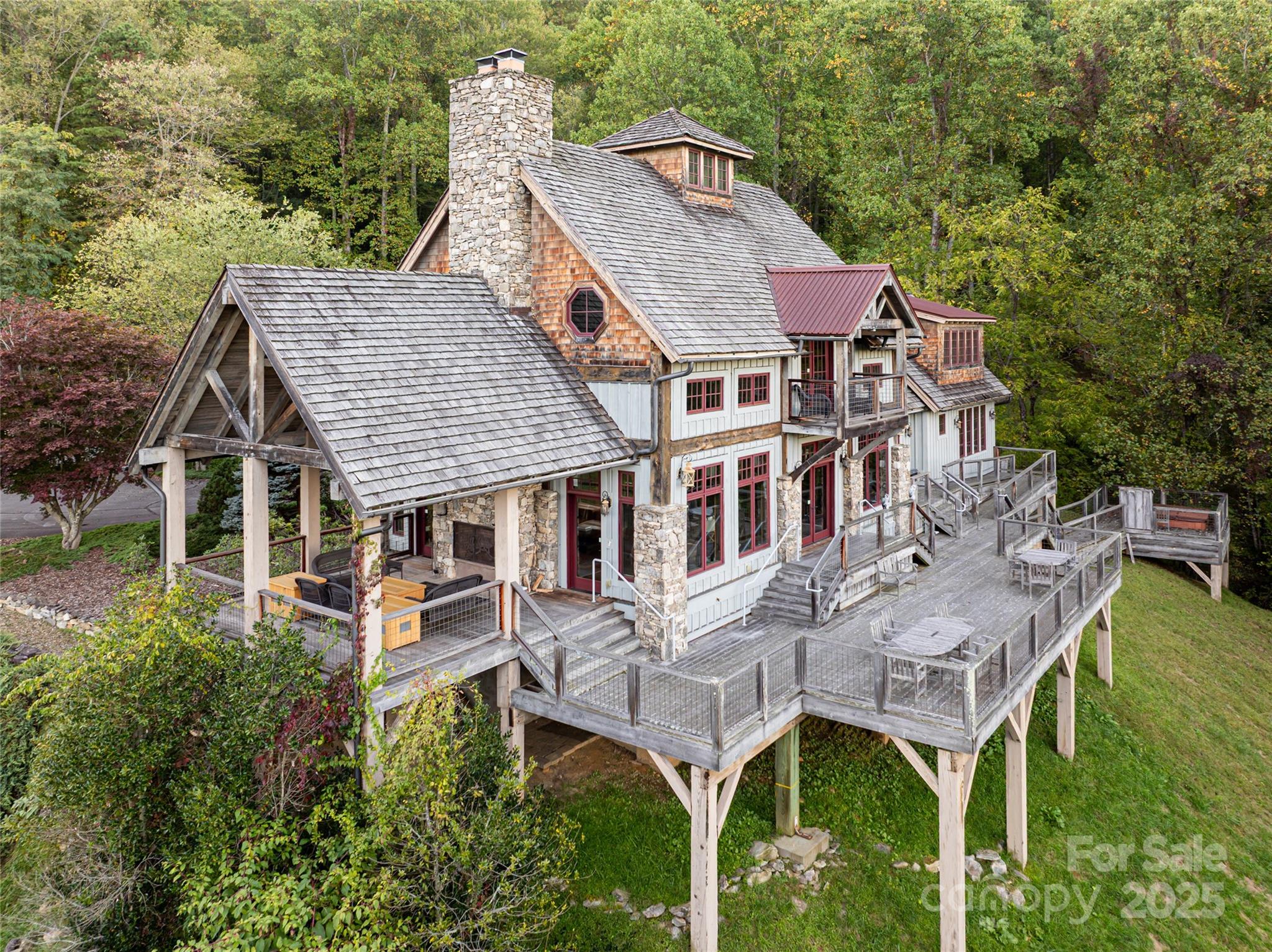 635 Whisper Mountain Drive — Leicester