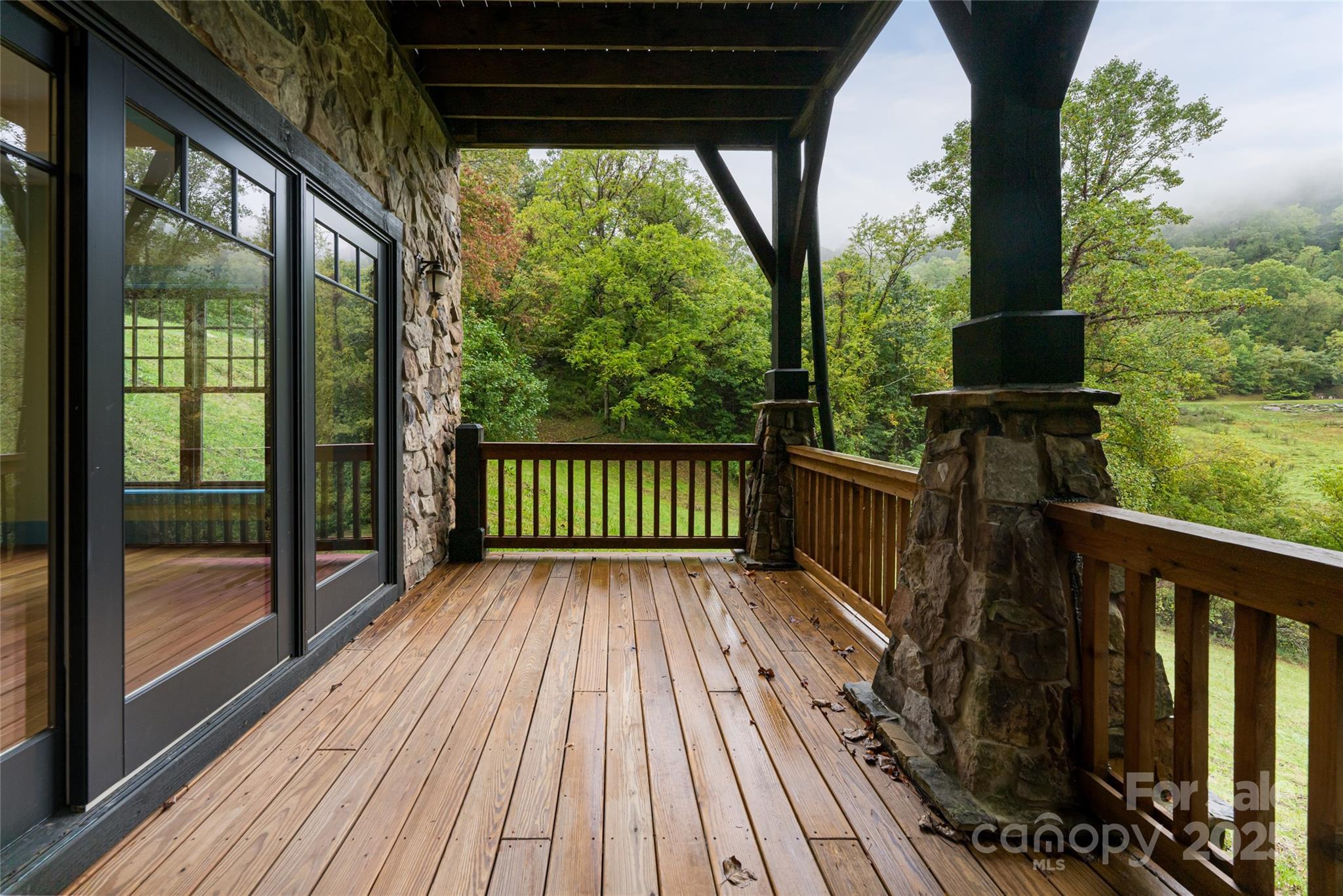 635 Whisper Mountain Drive — Leicester