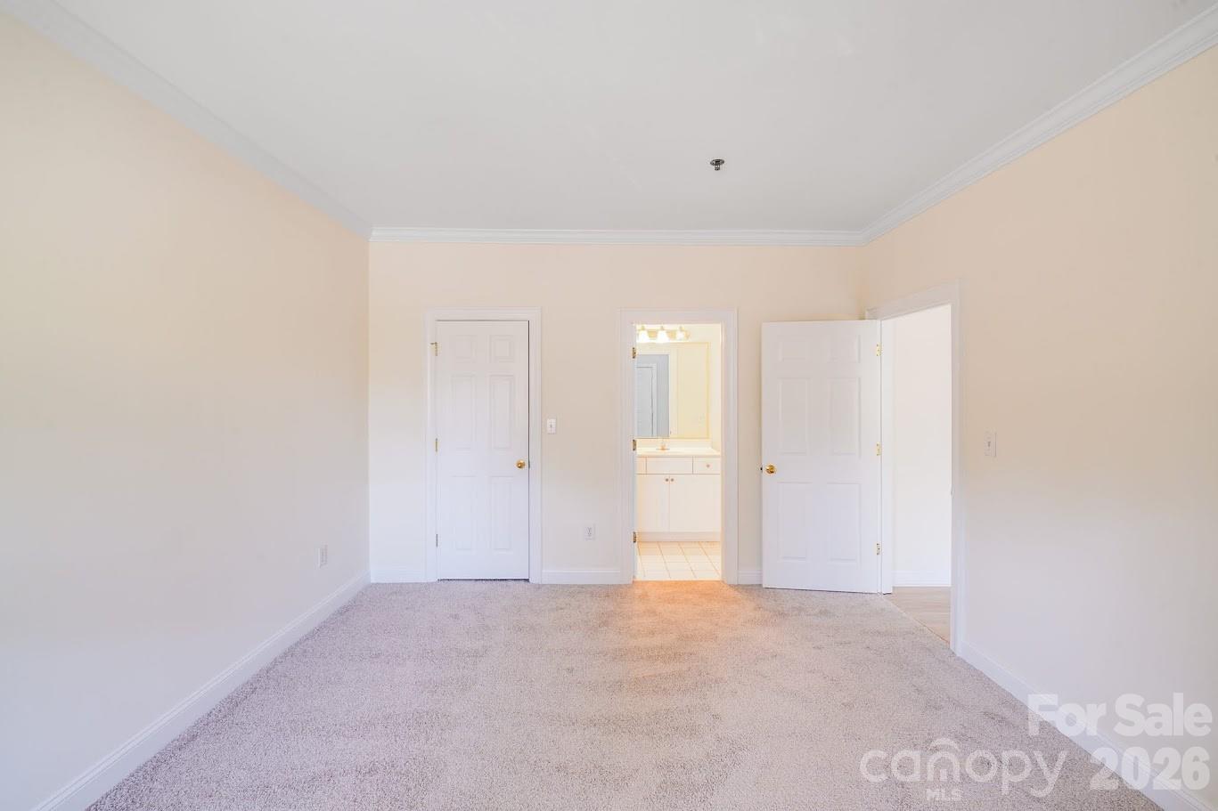 5601 Fairview Road #10 — Charlotte