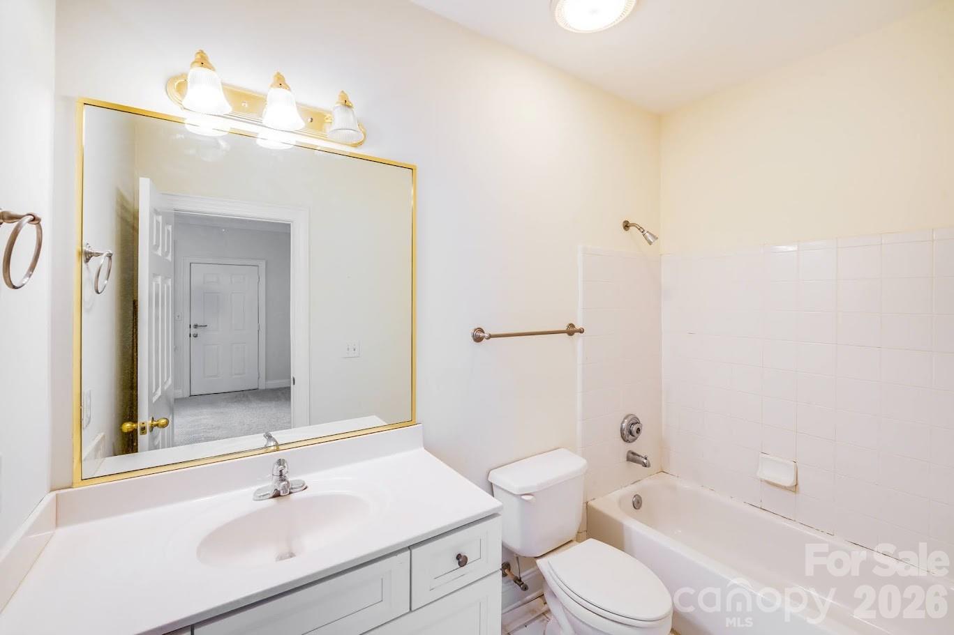 5601 Fairview Road #10 — Charlotte