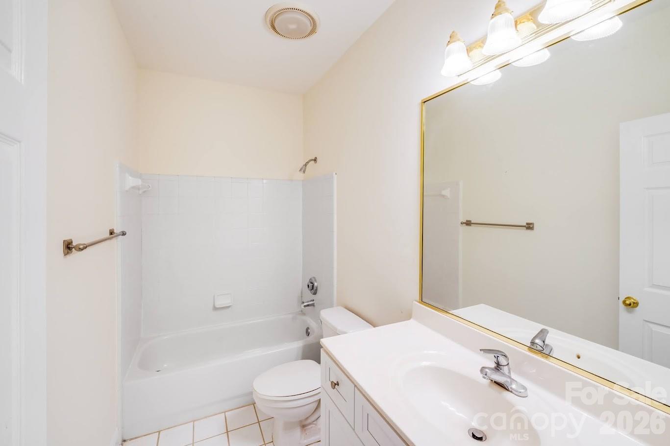 5601 Fairview Road #10 — Charlotte