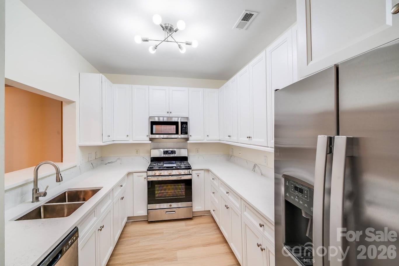 5601 Fairview Road #10 — Charlotte