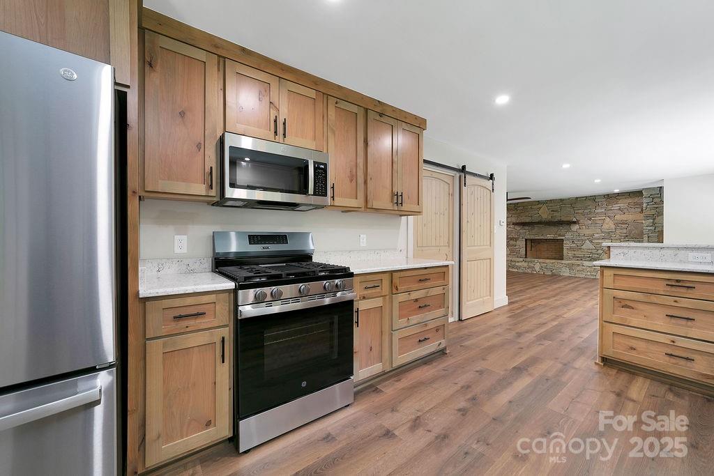 7321 Greenville Highway — Brevard