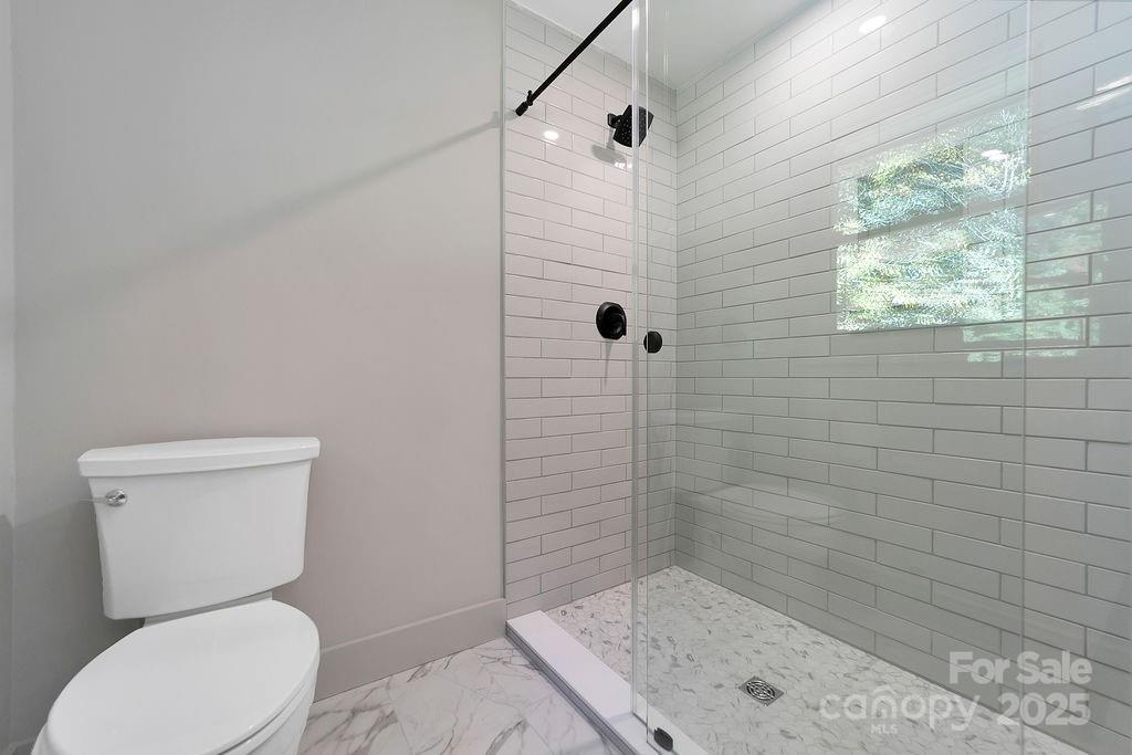 7321 Greenville Highway — Brevard