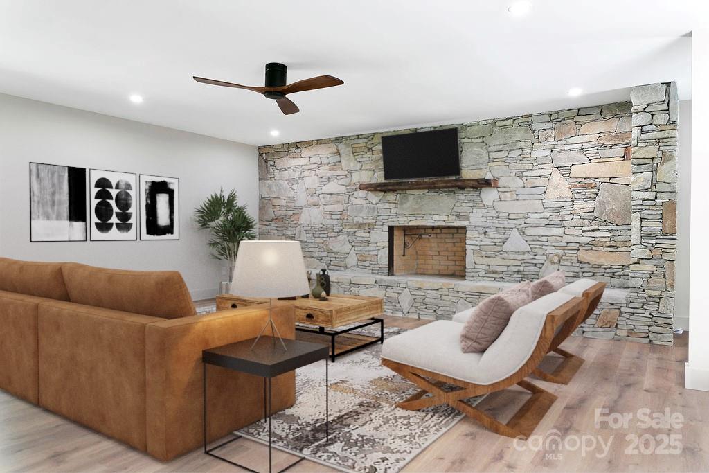 7321 Greenville Highway — Brevard