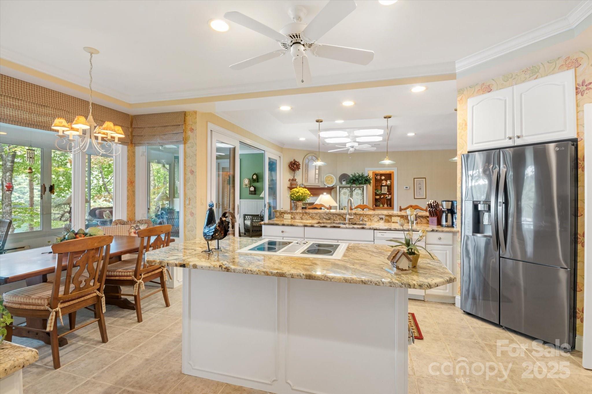 98 Taladu Court — Brevard