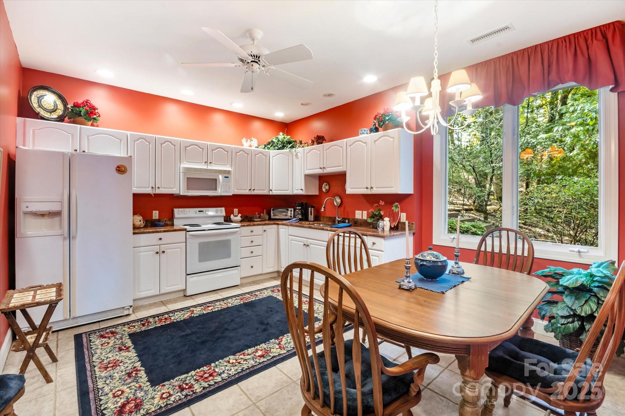 98 Taladu Court — Brevard