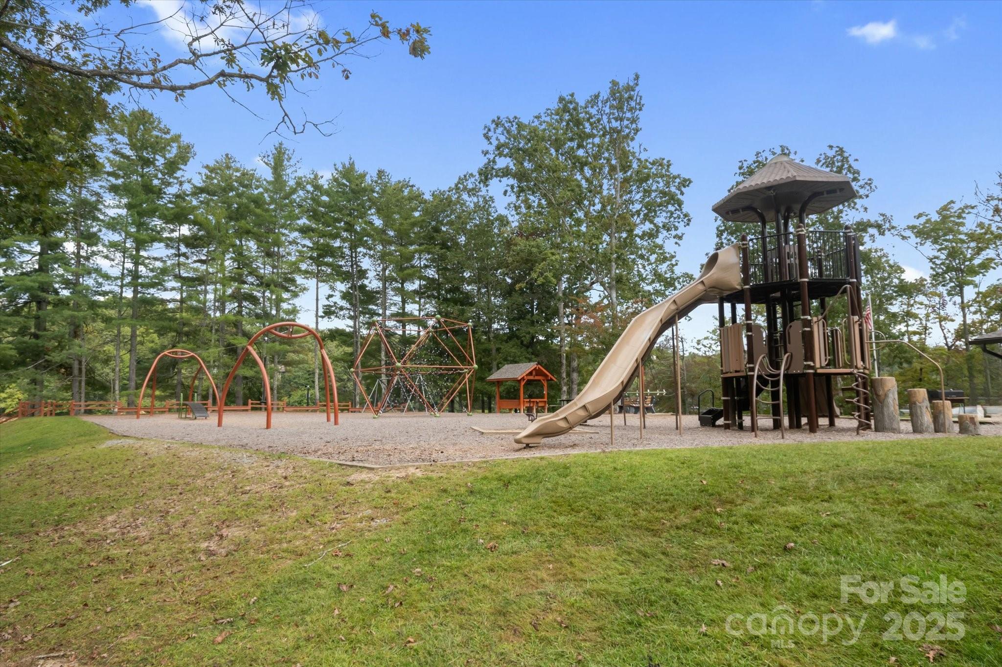 98 Taladu Court — Brevard